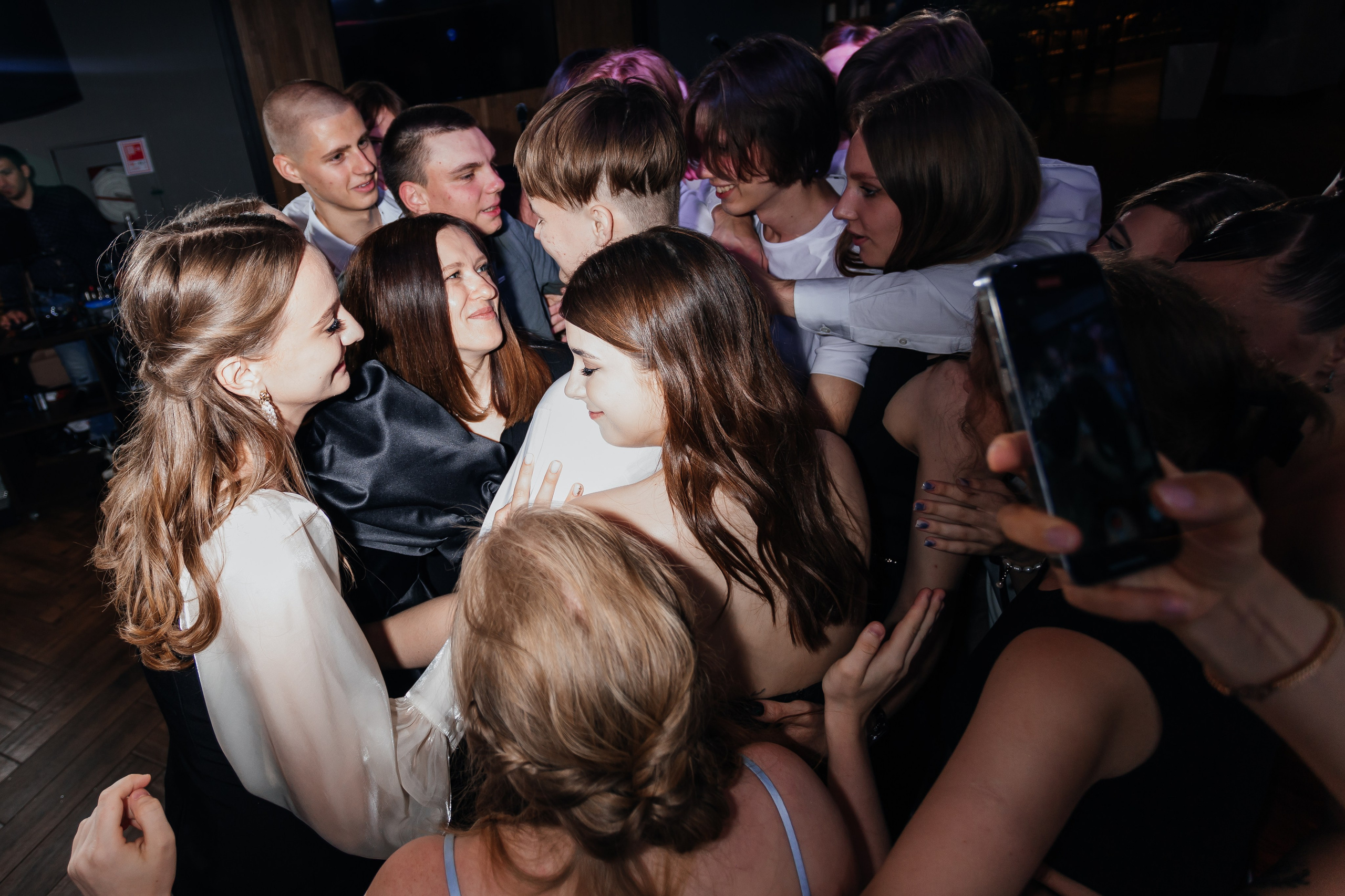 Выпускной 11 «А». Школа № 42. Свадебный фотограф в Краснодаре Николай Крауз