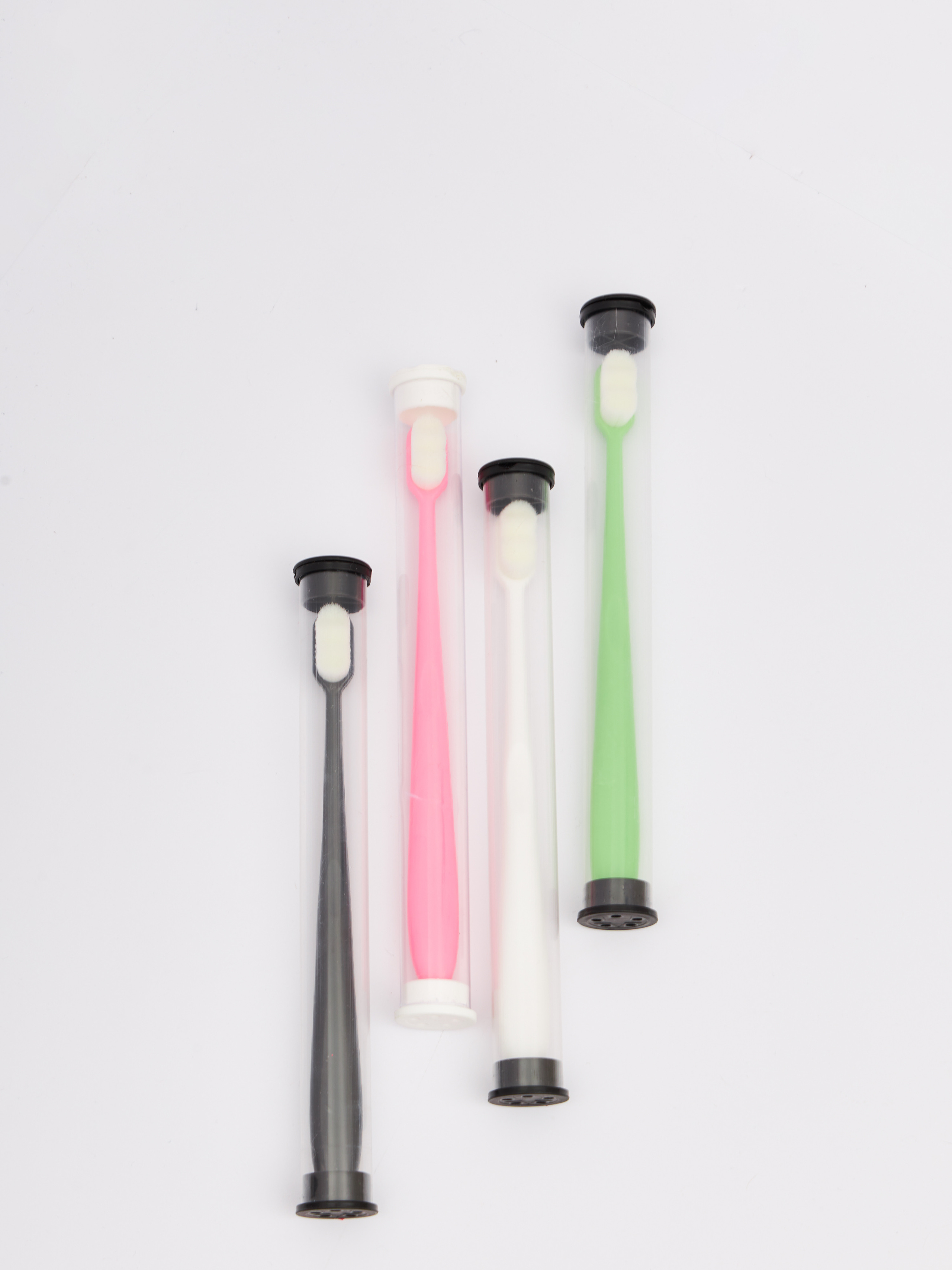 Зубные щетки. Fashion фотограф в Москве Алиса Деко