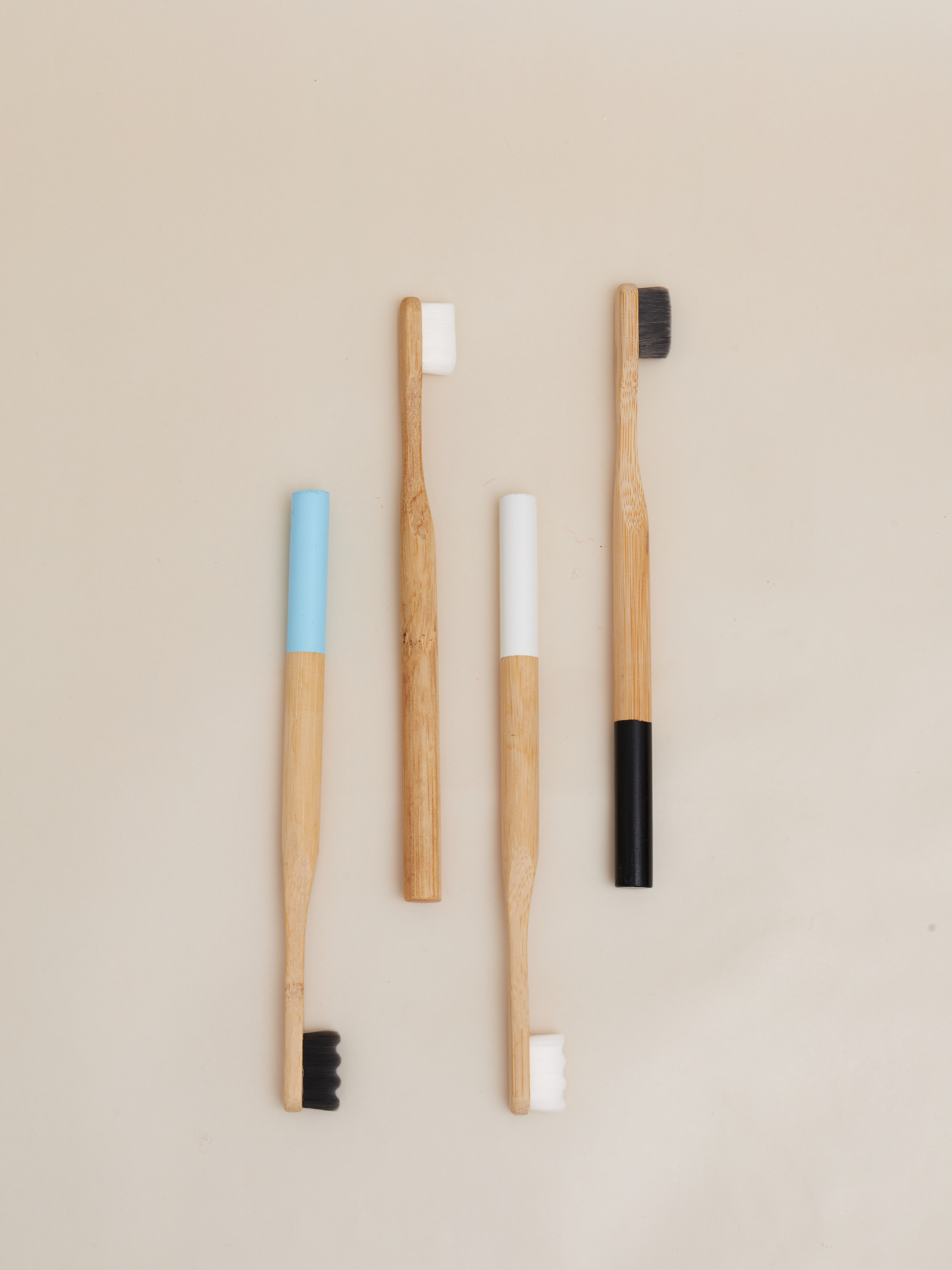 Зубные щетки. Fashion фотограф в Москве Алиса Деко