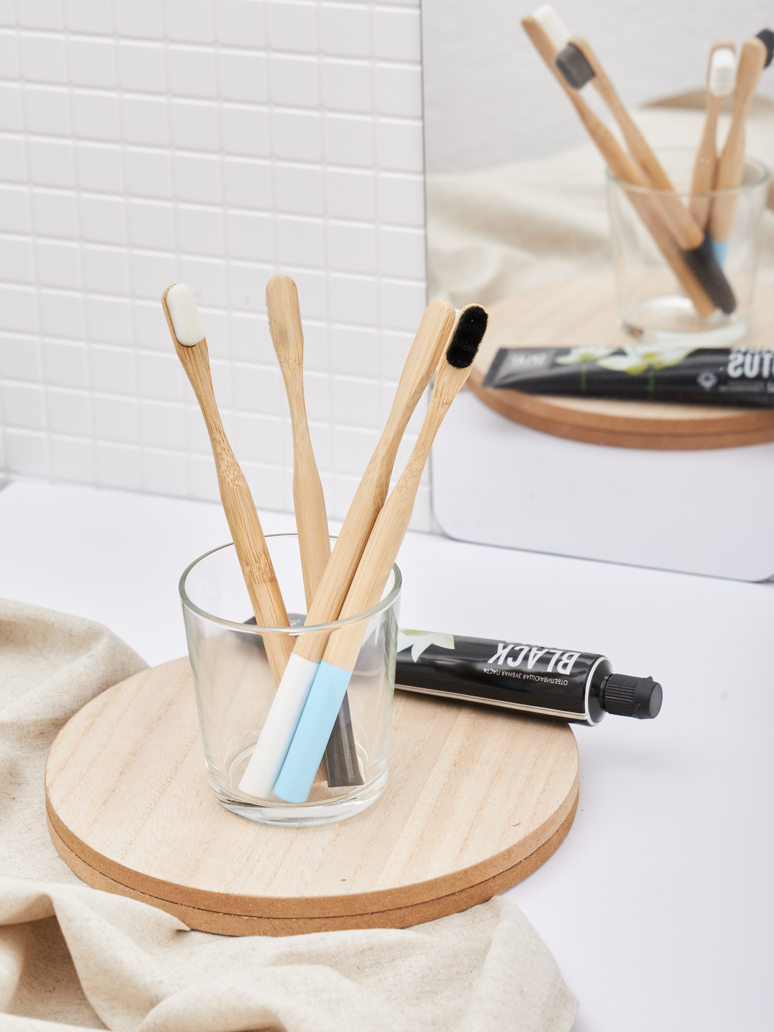 Зубные щетки. Fashion фотограф в Москве Алиса Деко