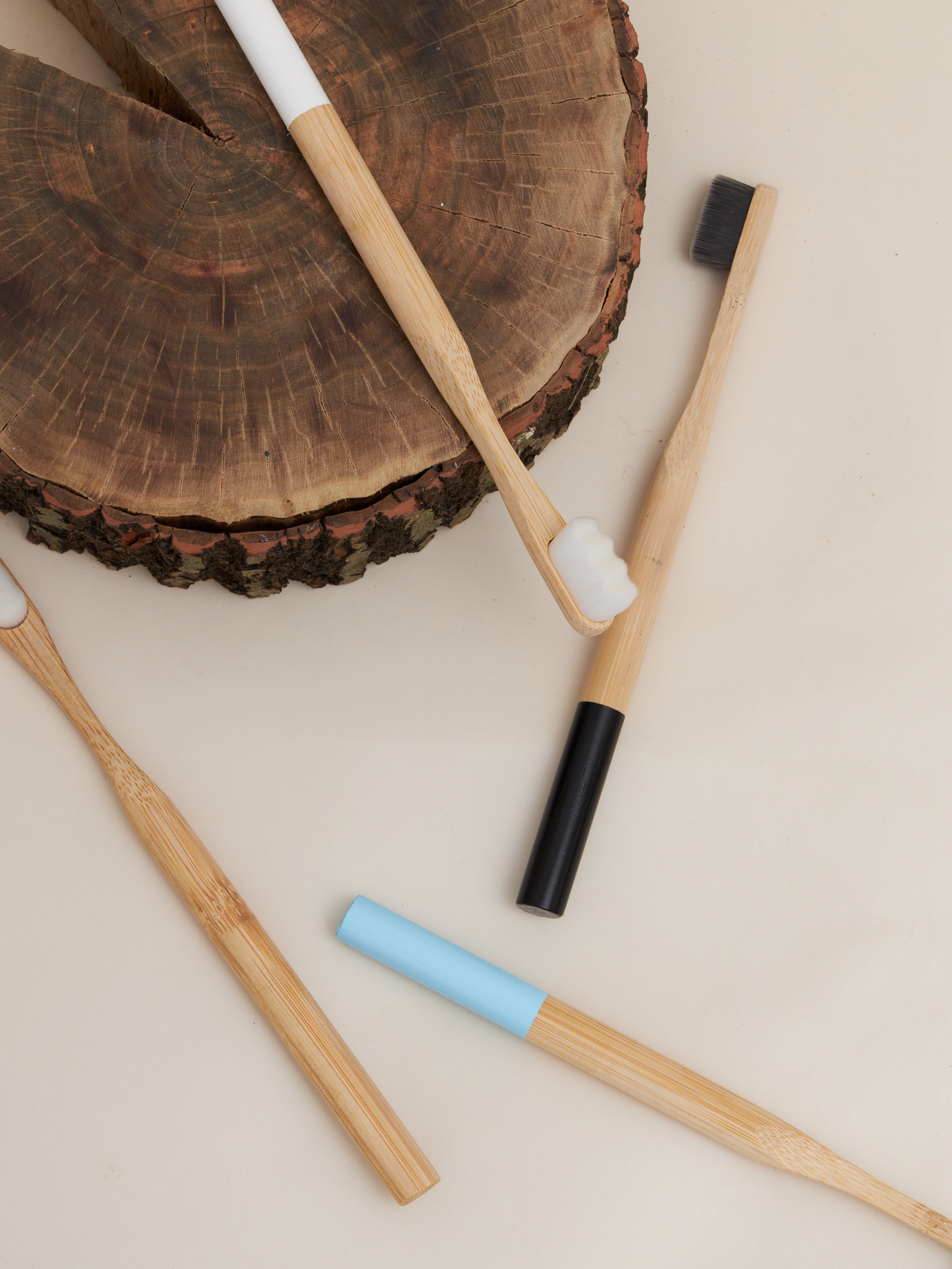 Зубные щетки. Fashion фотограф в Москве Алиса Деко