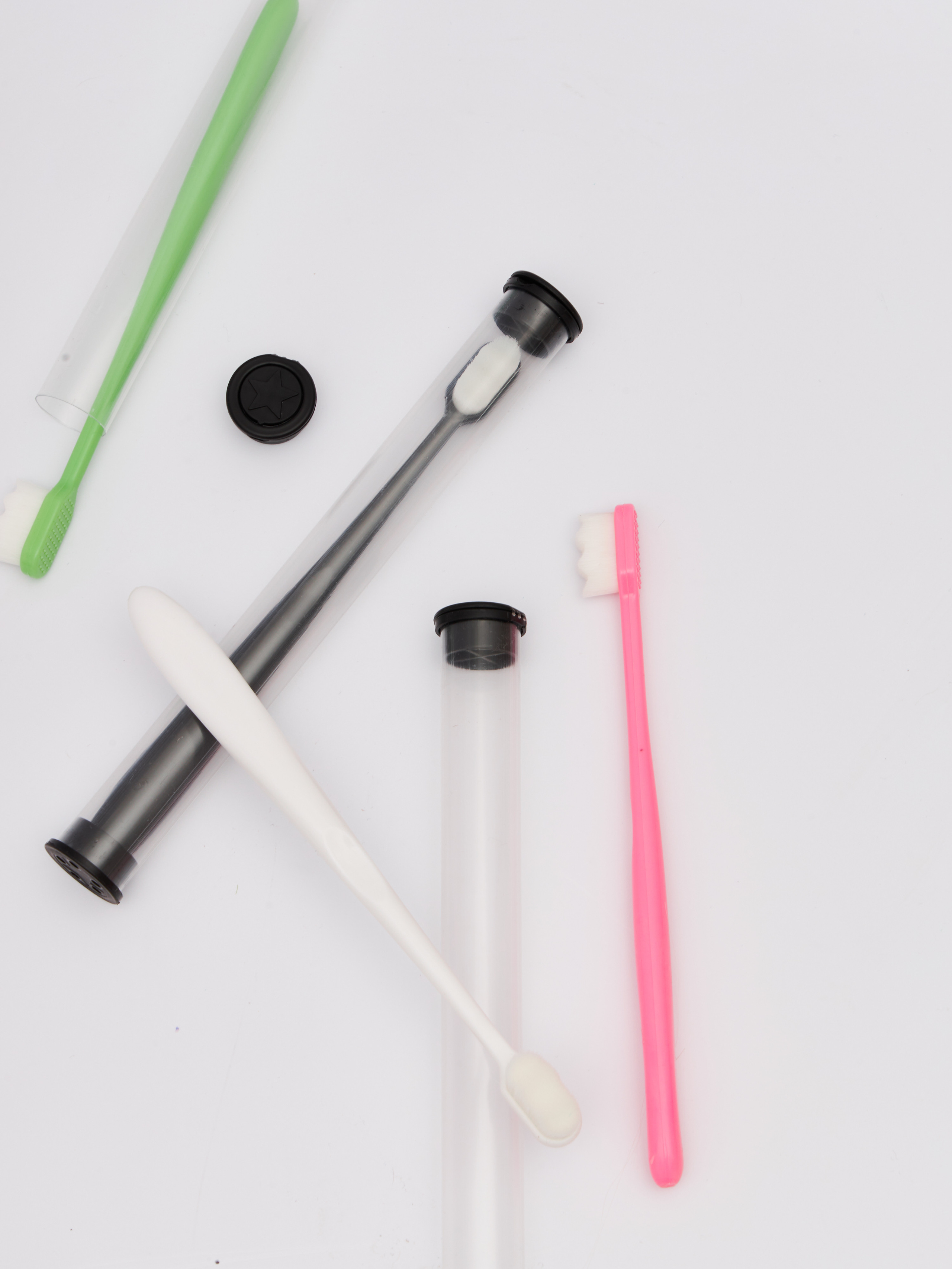 Зубные щетки. Fashion фотограф в Москве Алиса Деко