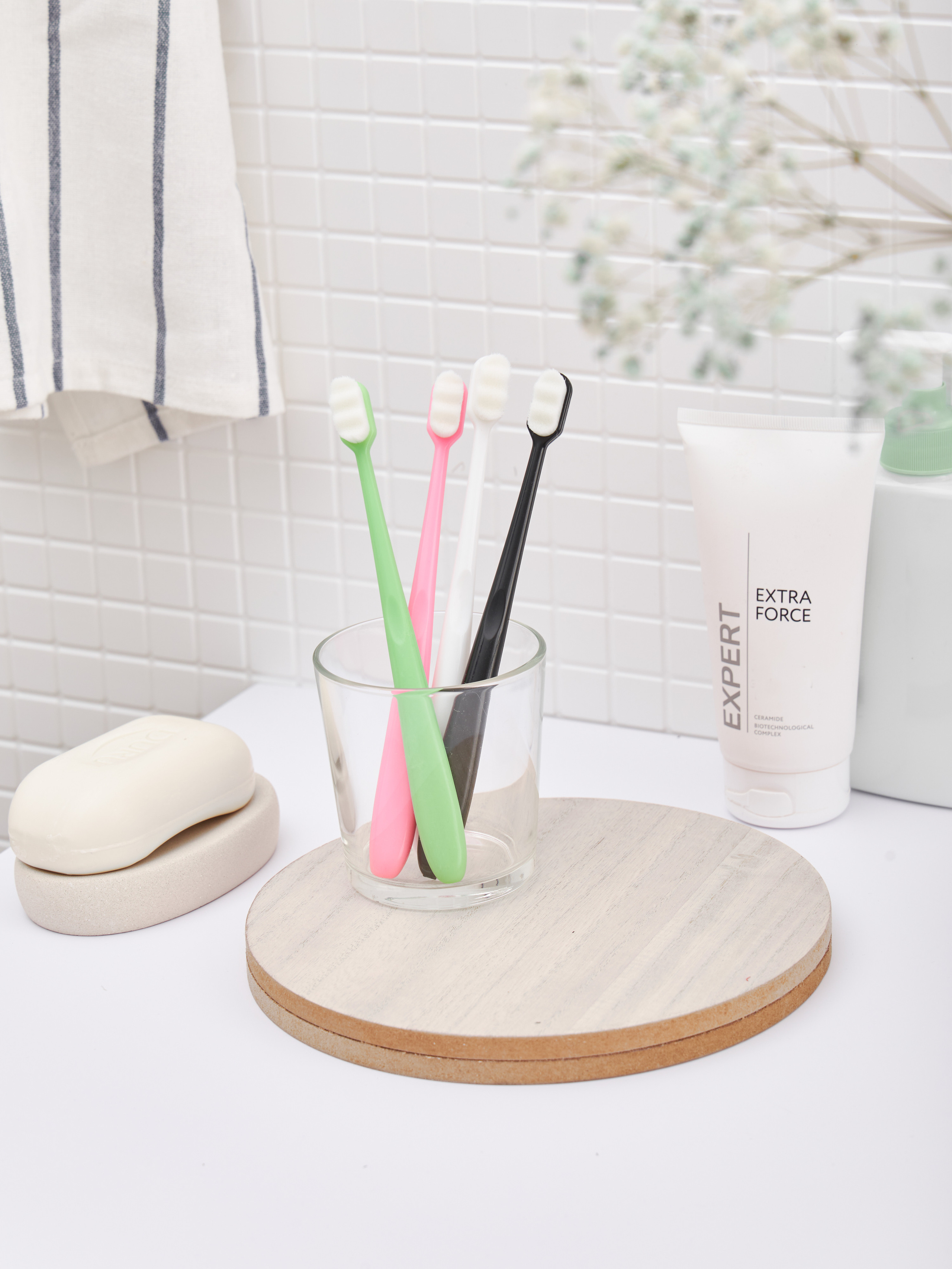 Зубные щетки. Fashion фотограф в Москве Алиса Деко