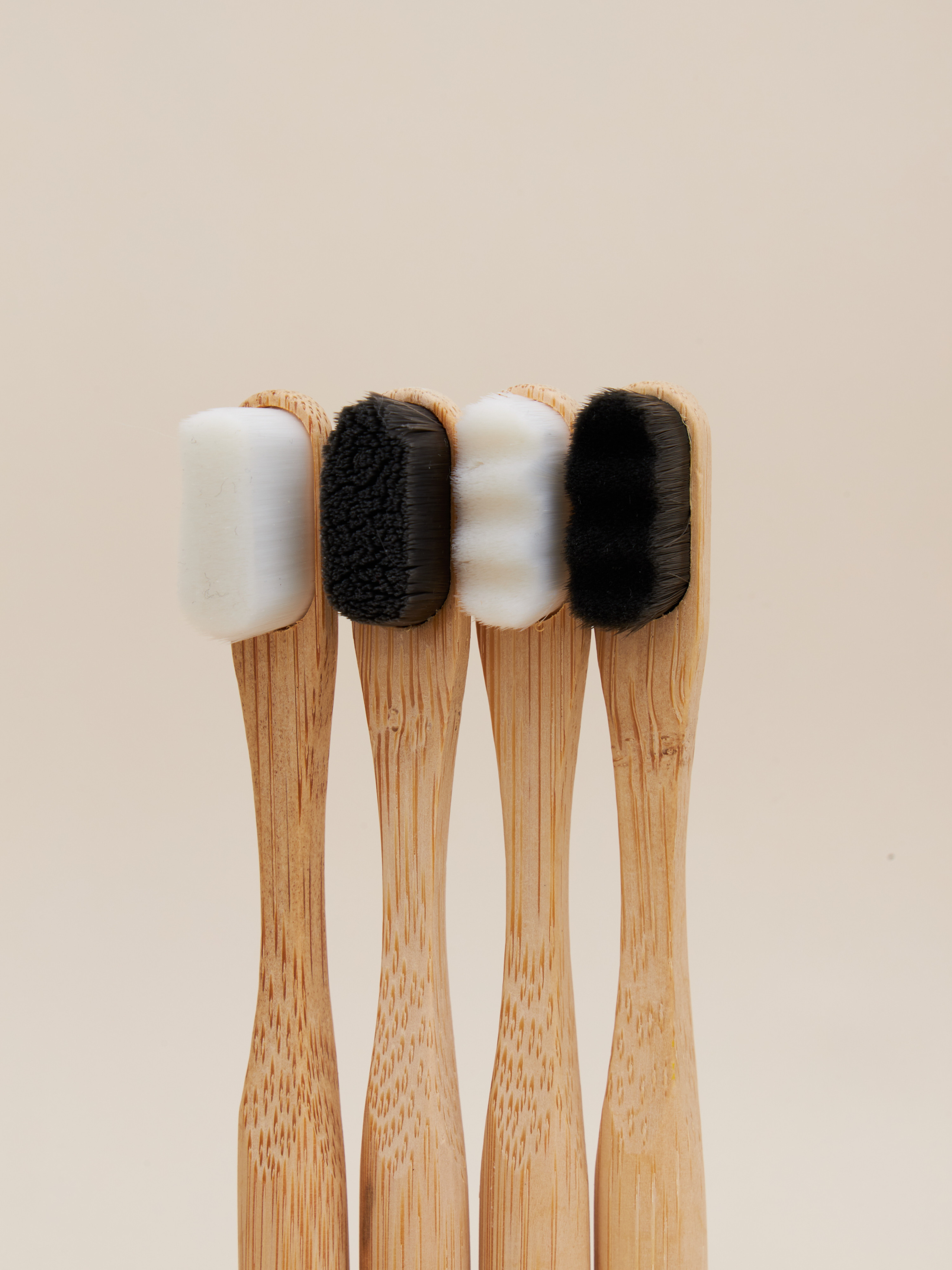 Зубные щетки. Fashion фотограф в Москве Алиса Деко