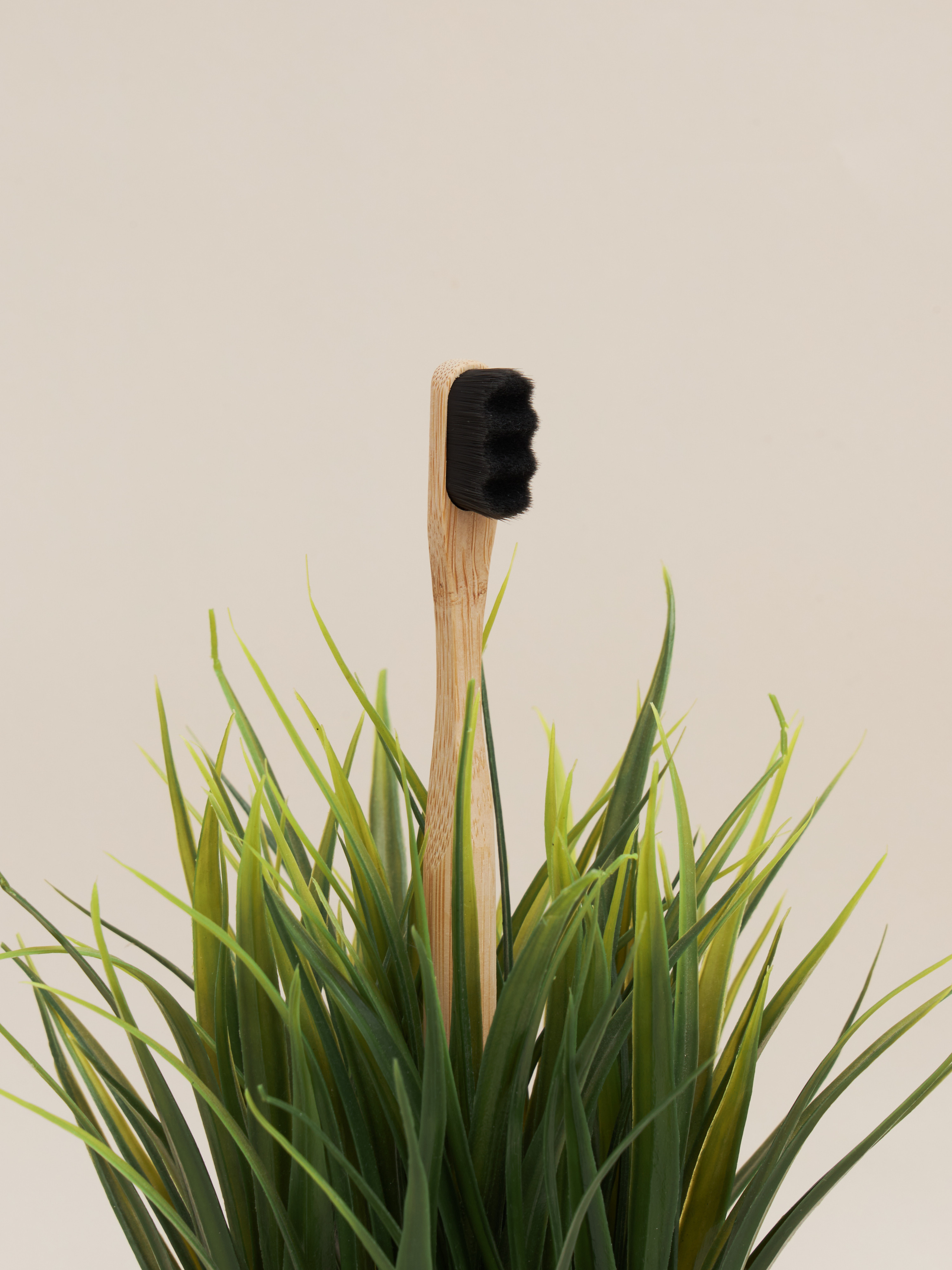 Зубные щетки. Fashion фотограф в Москве Алиса Деко