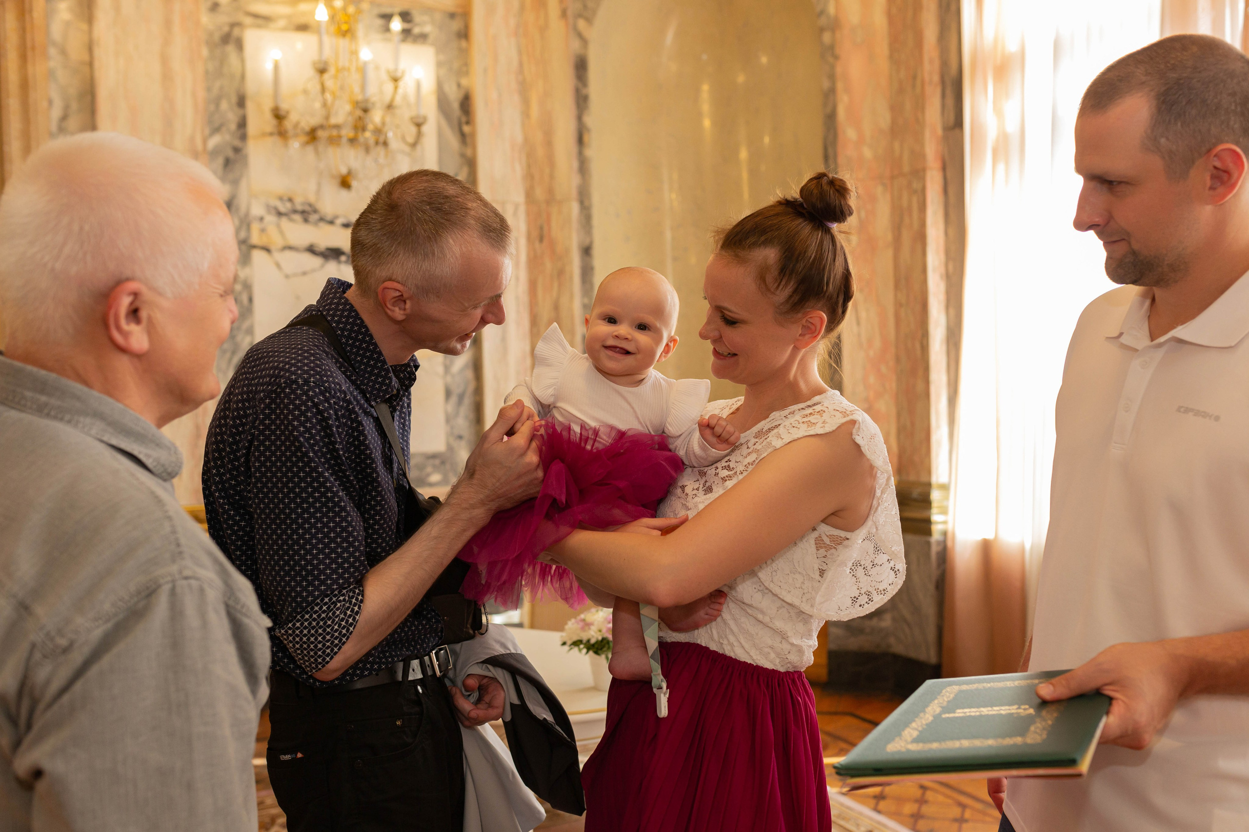 Во Дворце Малютки. Семейный фотограф в Санкт-Петербурге Любовь Савкина