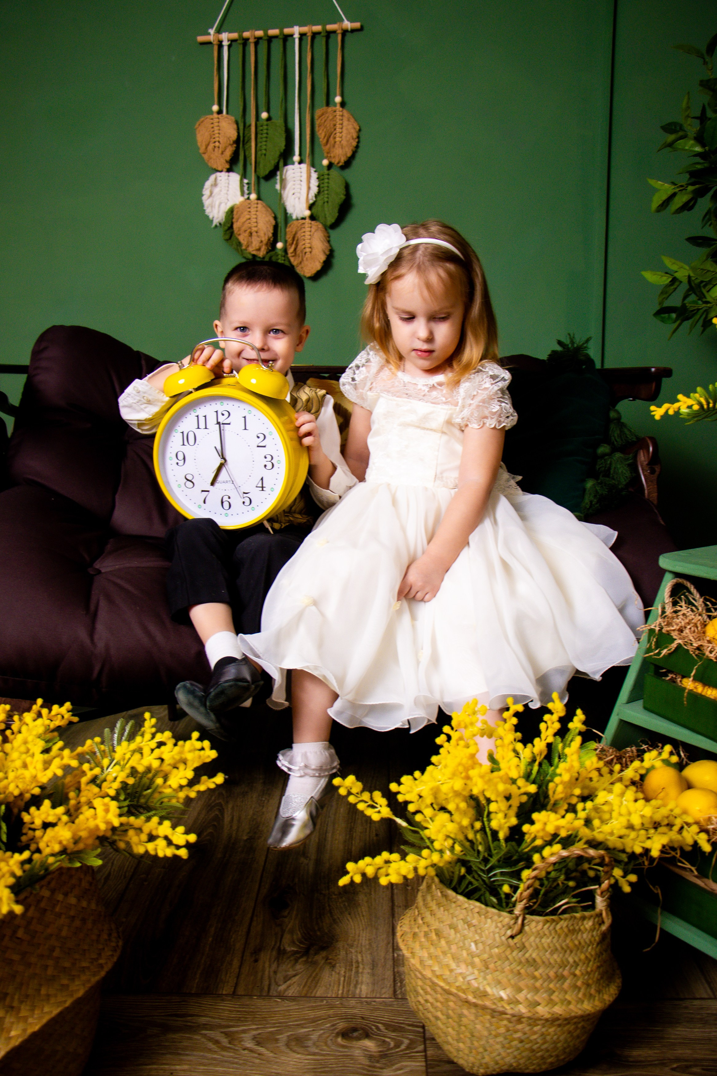 Семейная съемка с мимозой. Фотограф Татьяна Матрос