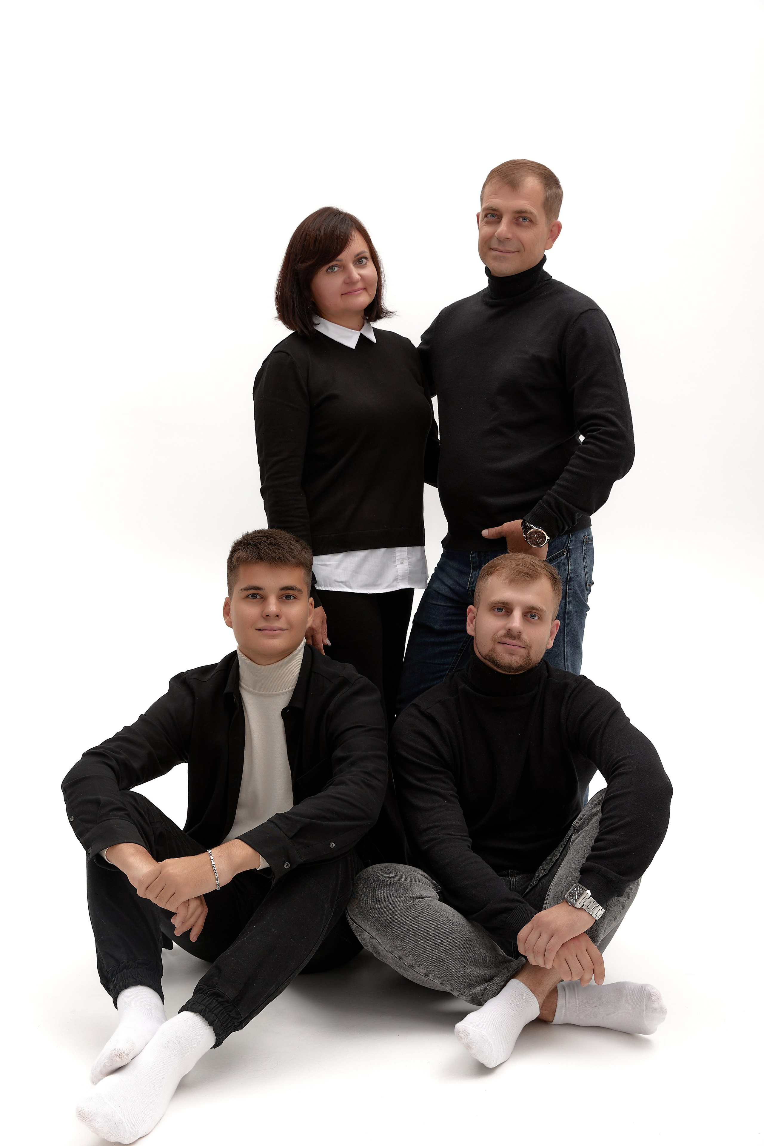 Виталий с Еленой и их дружная семья. Свадебный и семейный фотограф г. Саранск