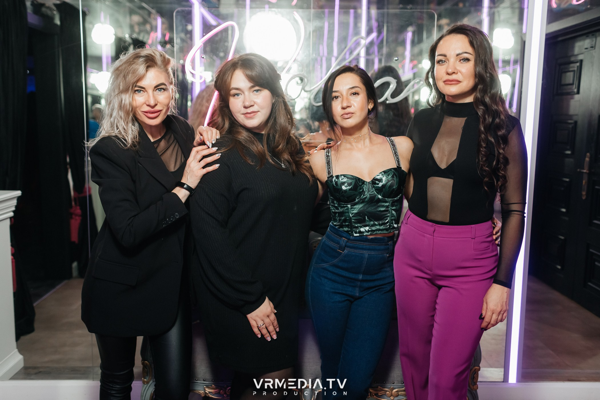 PARODY SHOW в караоке-баре «Volna»