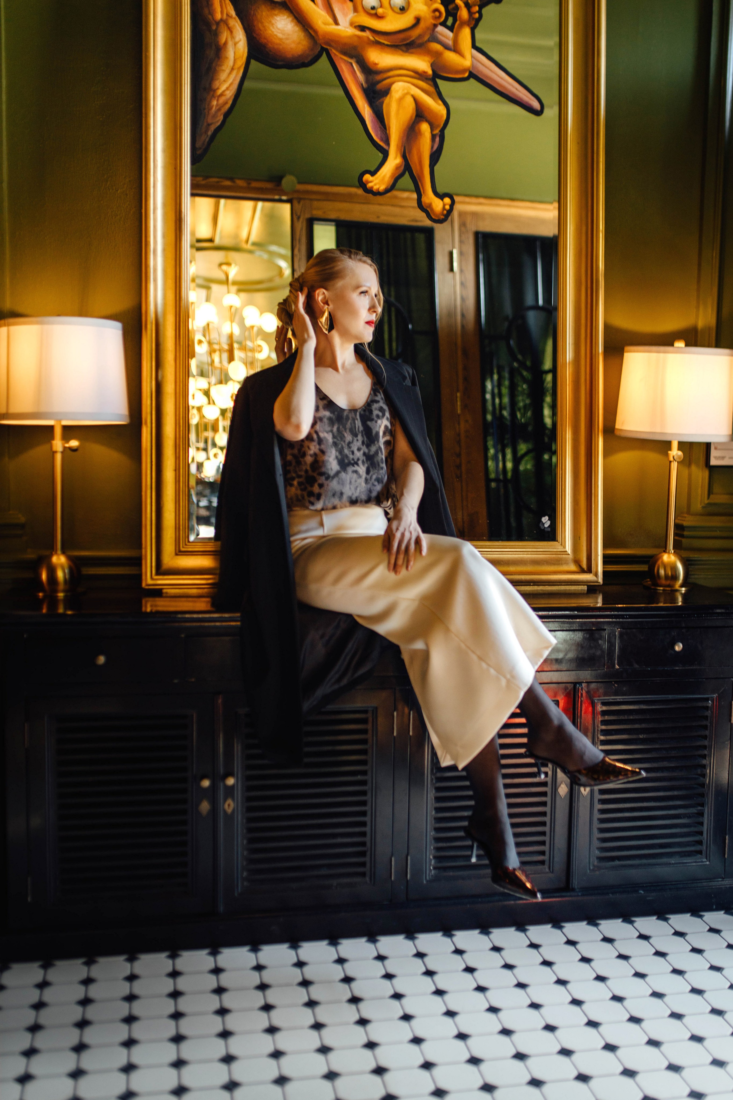 Юлианна, bar Martinique