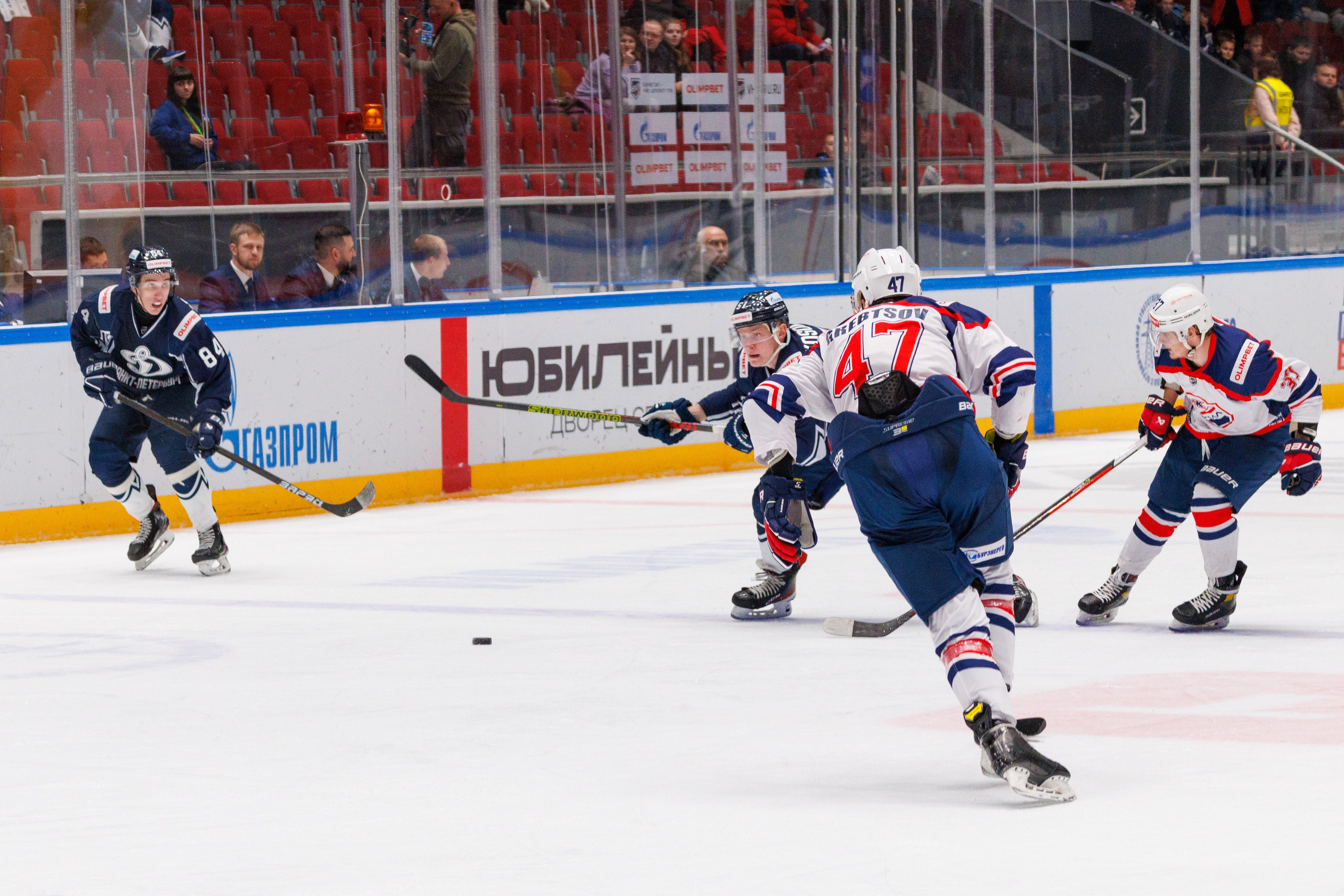 МХК Динамо (СПб) — МХК Кристалл. Фотограф Александр Заломаев