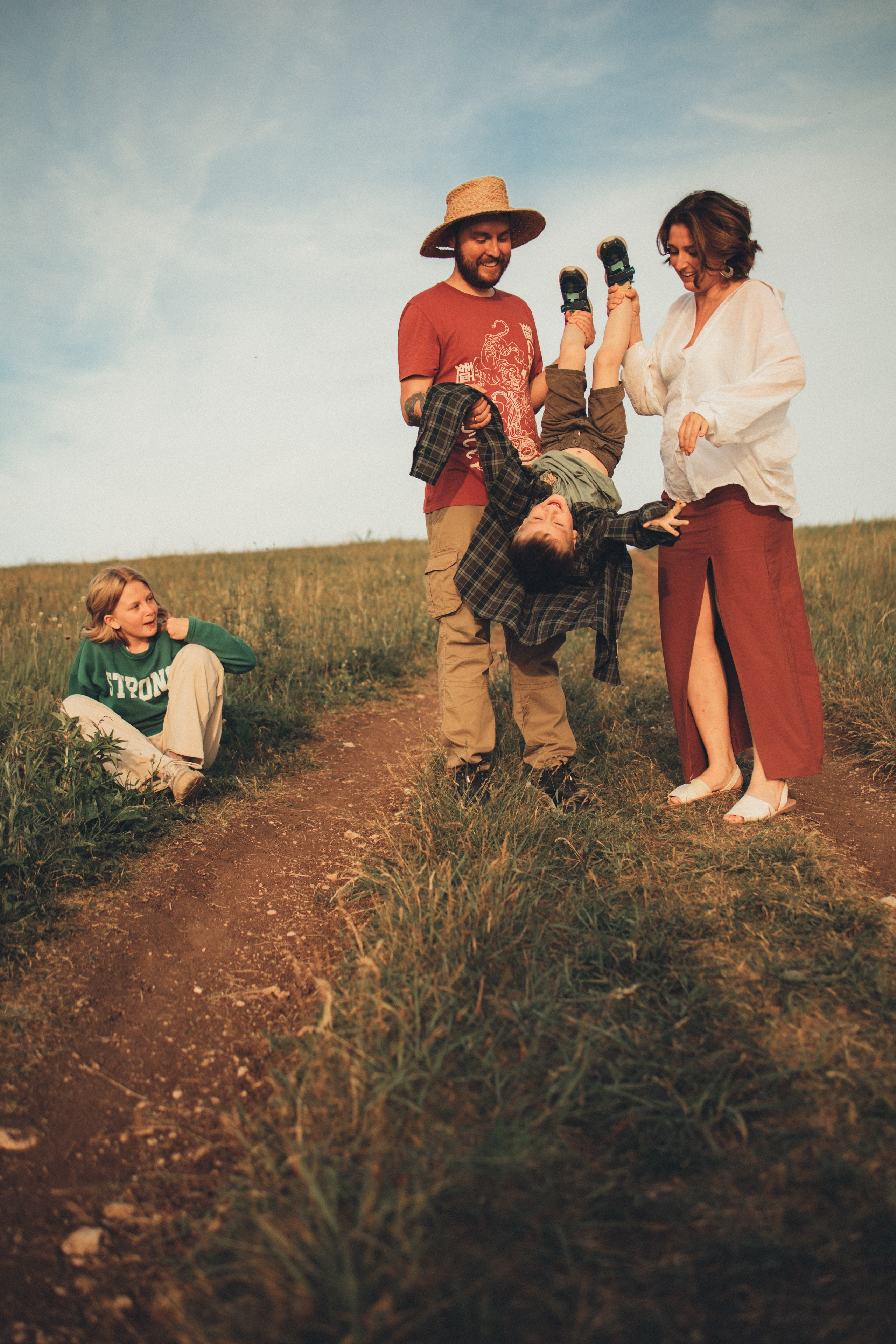 Соломенная шляпка. Семейный lifestyle фотограф в Казани Ксения Верясова