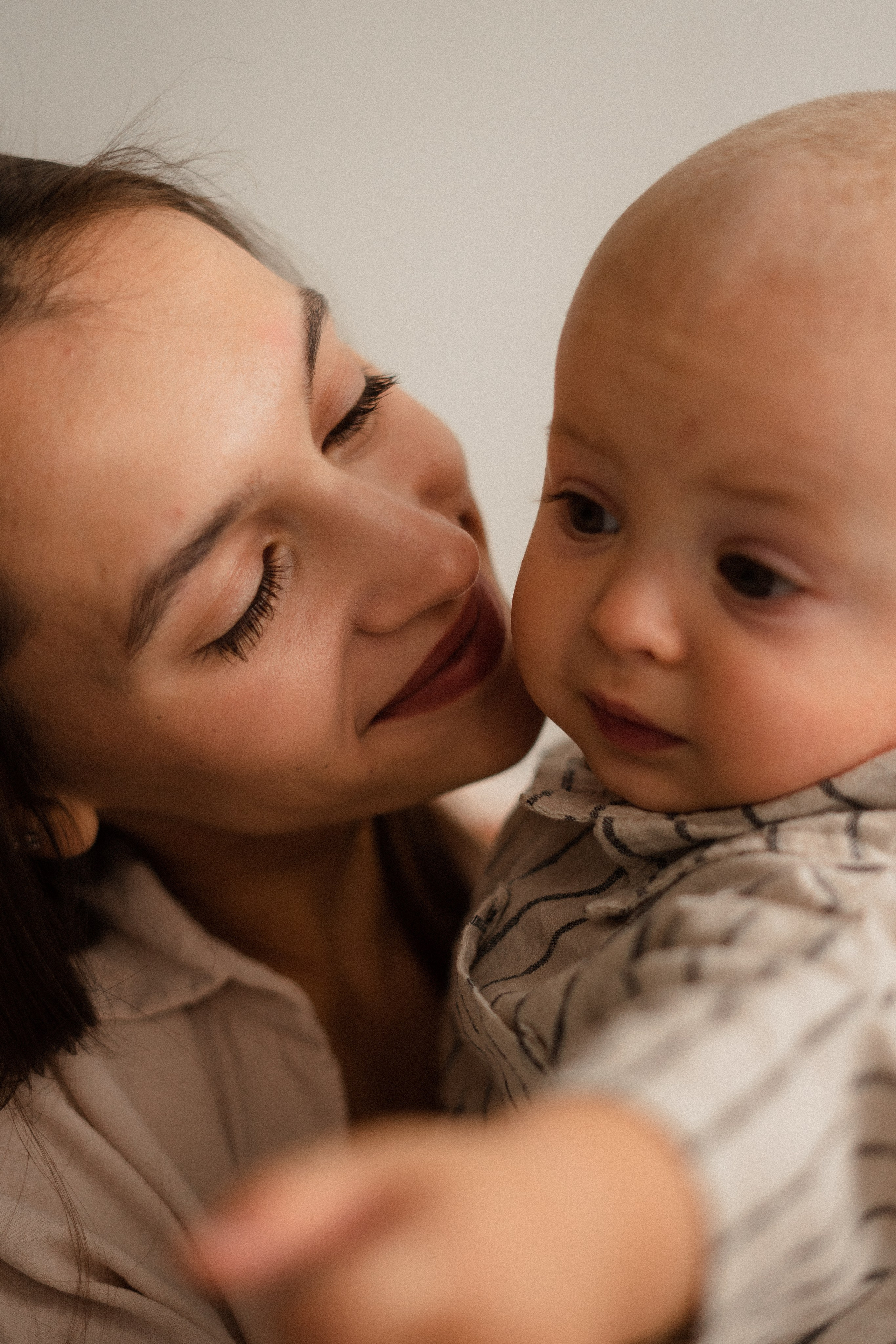 София, Иван и Миша. Главная