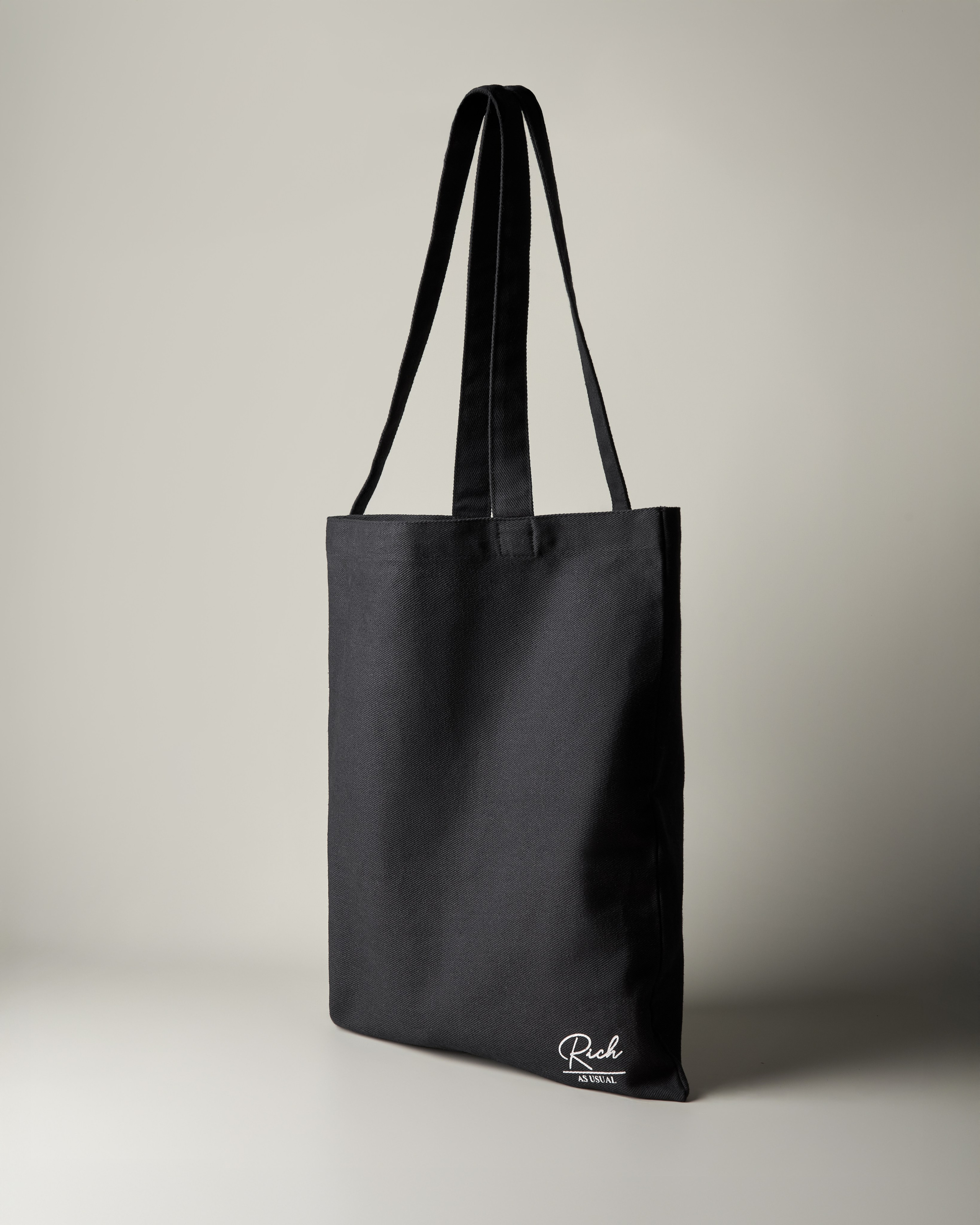 Rich as Usual. Фотограф для маркетплейсов в Москве Озерова Кристина