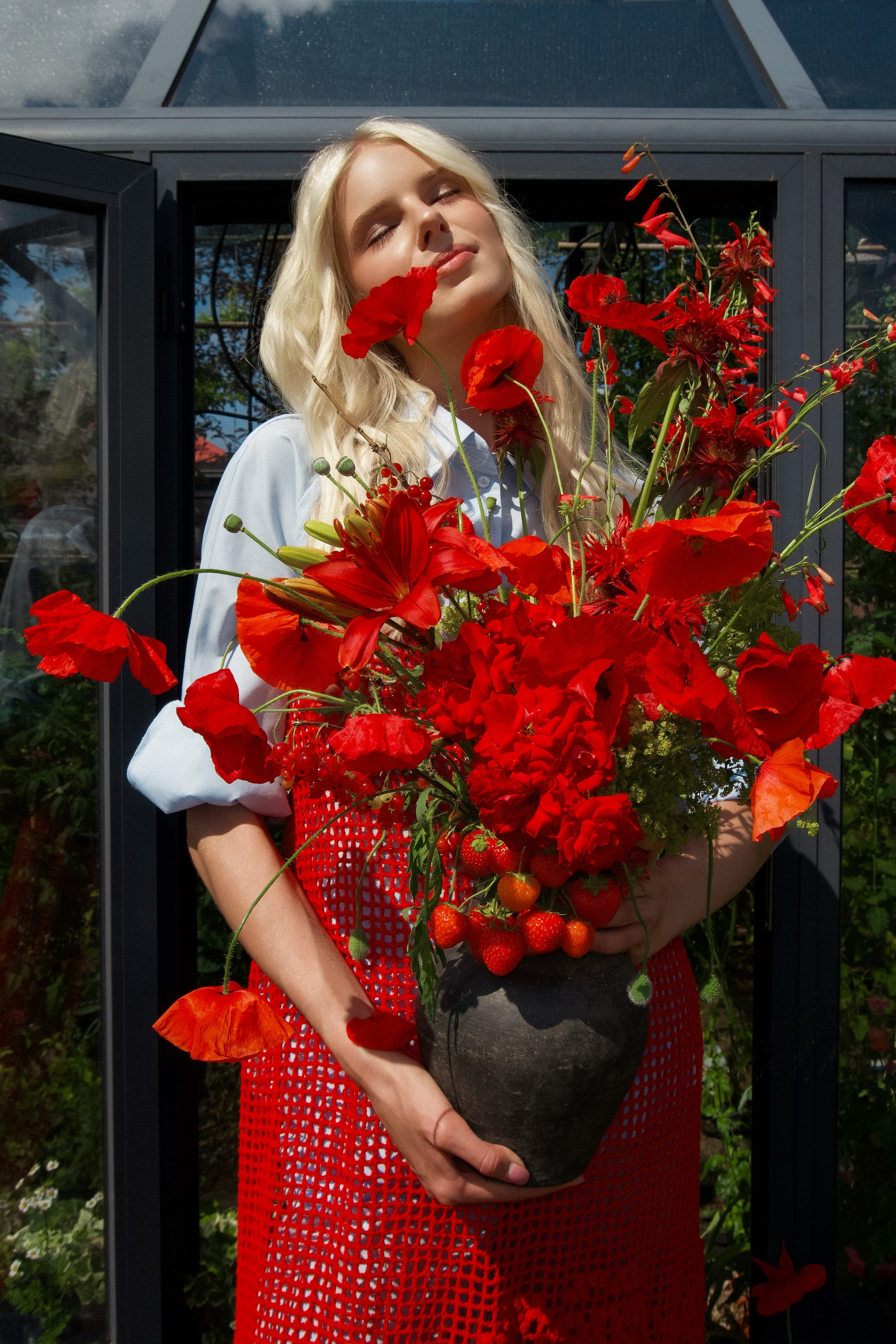 Лера, съемка в саду. Фотограф в Минске Света Григорьева