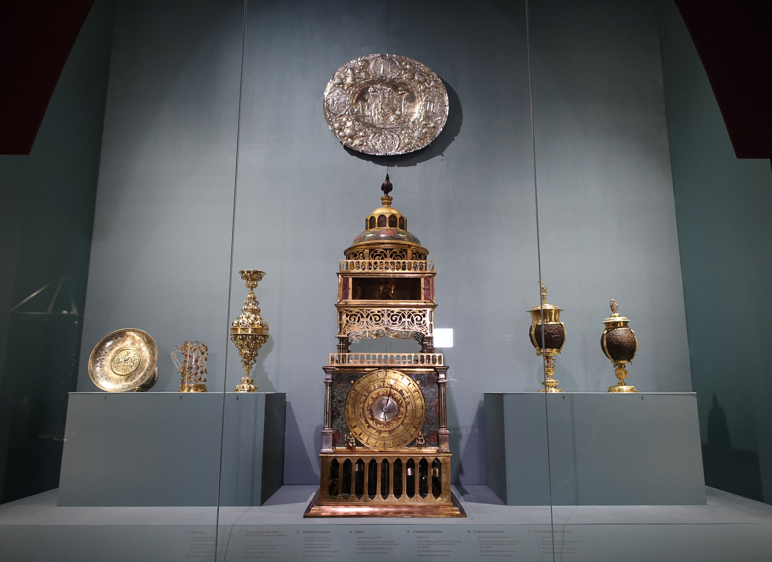 Кремль. Любители родной истории. Репортажный, архитектурный, театральный и файн-арт фотограф Лена Мельникова в Москве