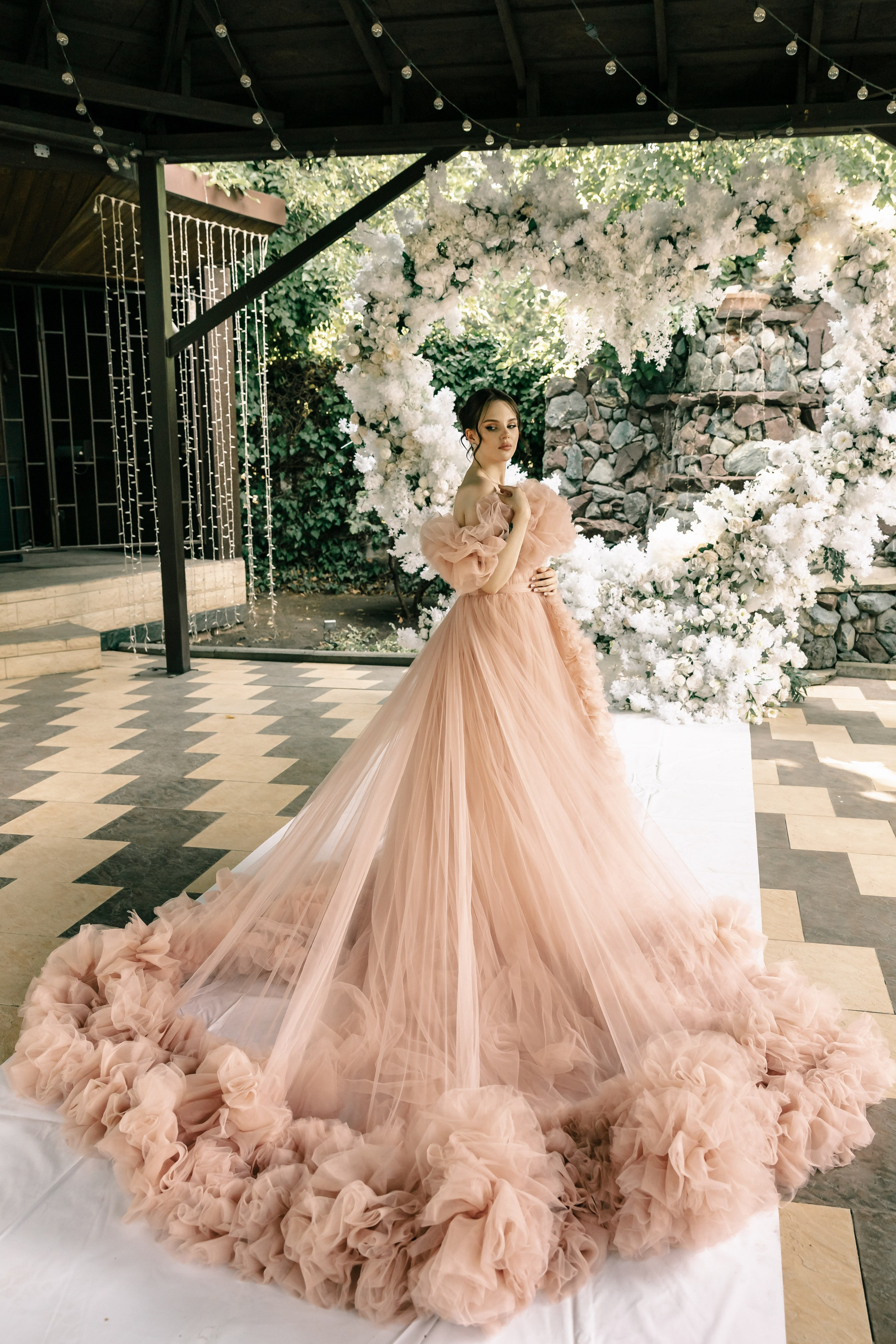 Свадебные съемки. Профессиональный фотограф и видеооператор