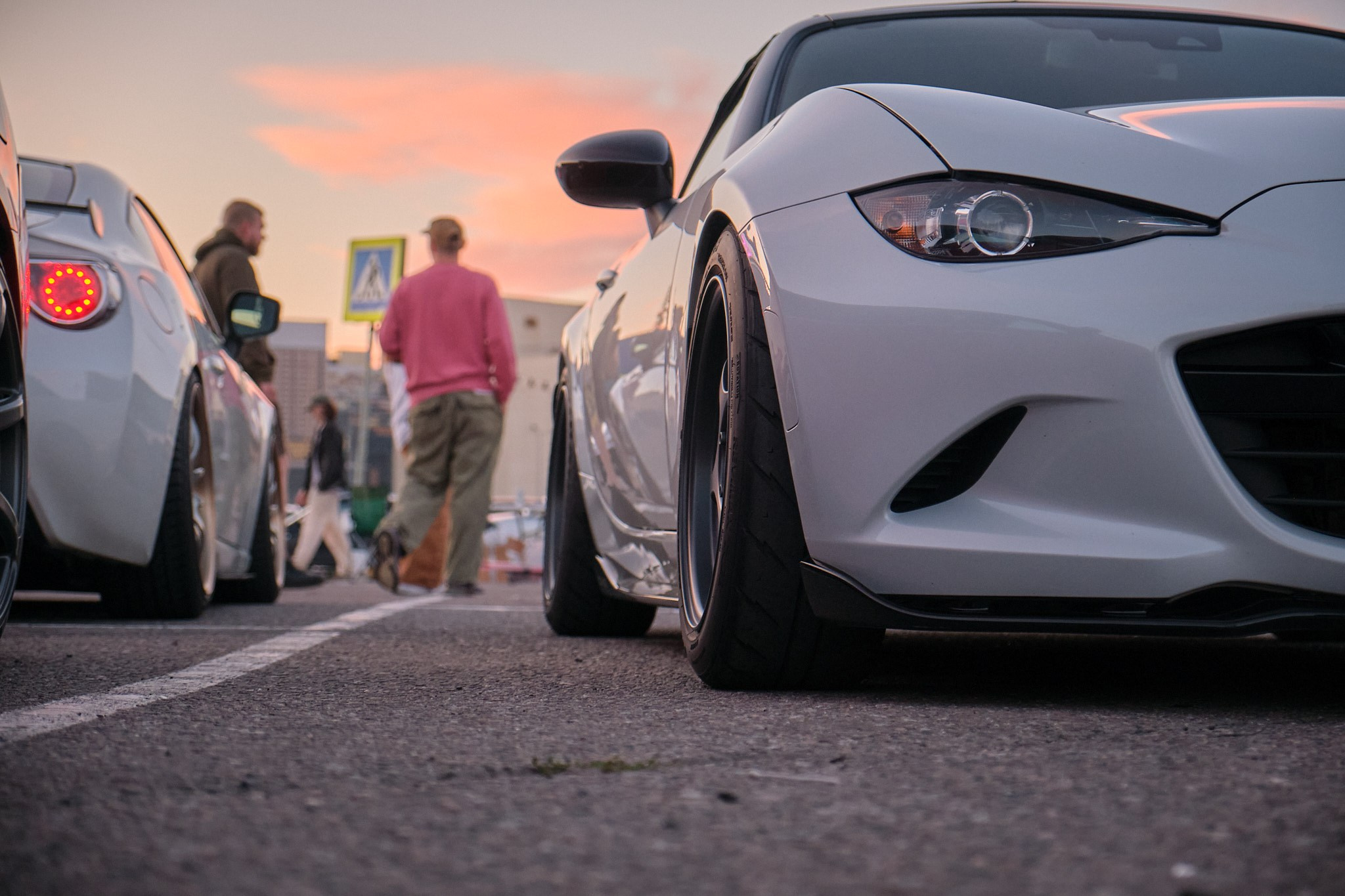 Автомобили