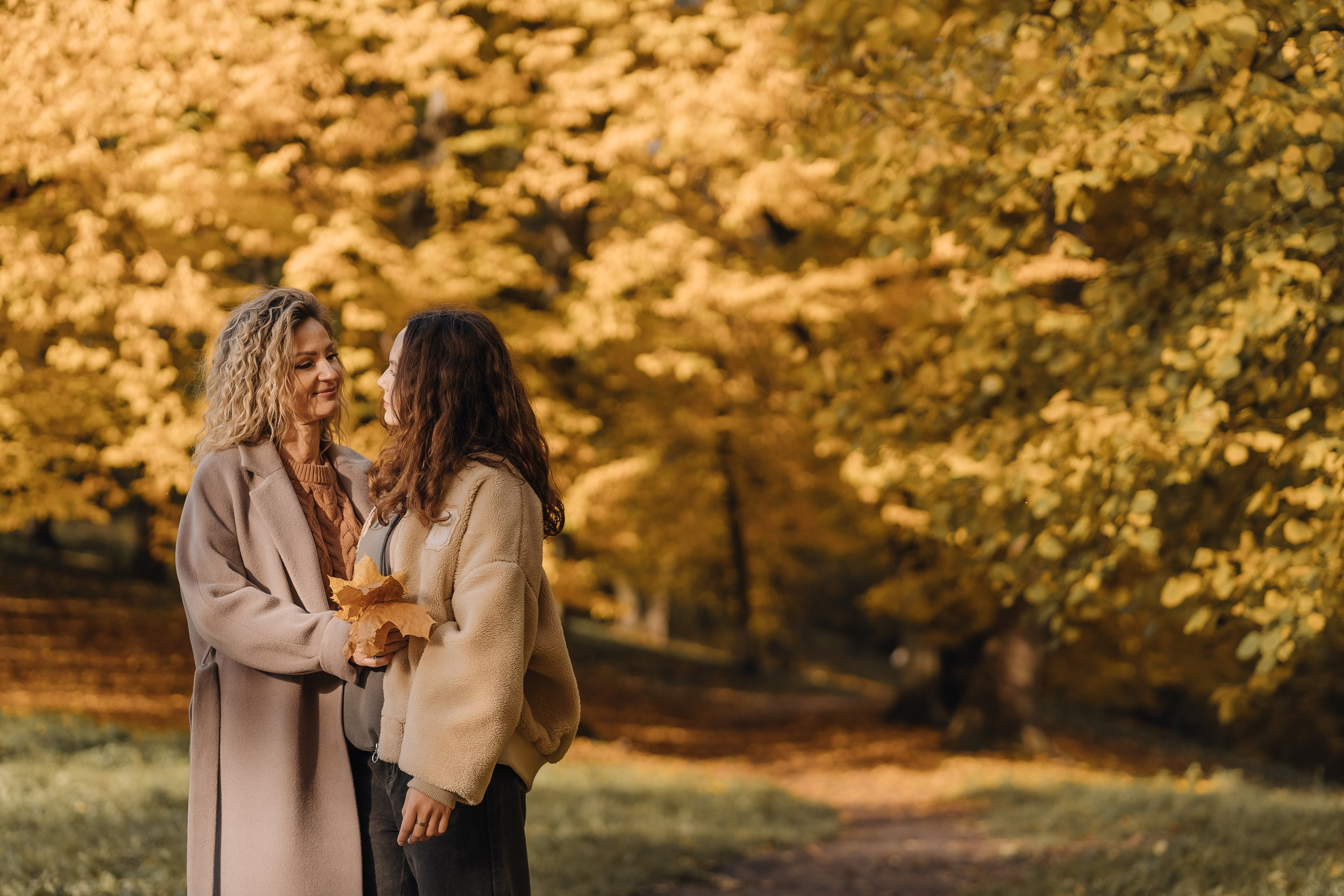 Наташа и Соня. Свадебный и семейный фотограф в Калининграде Алина Свиклан