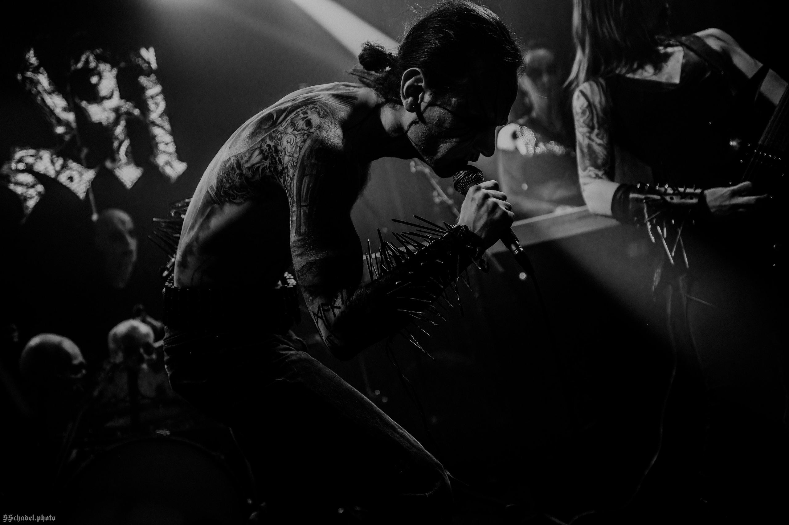 Frostlagte Måne 07.12.25. We will make everything metal!