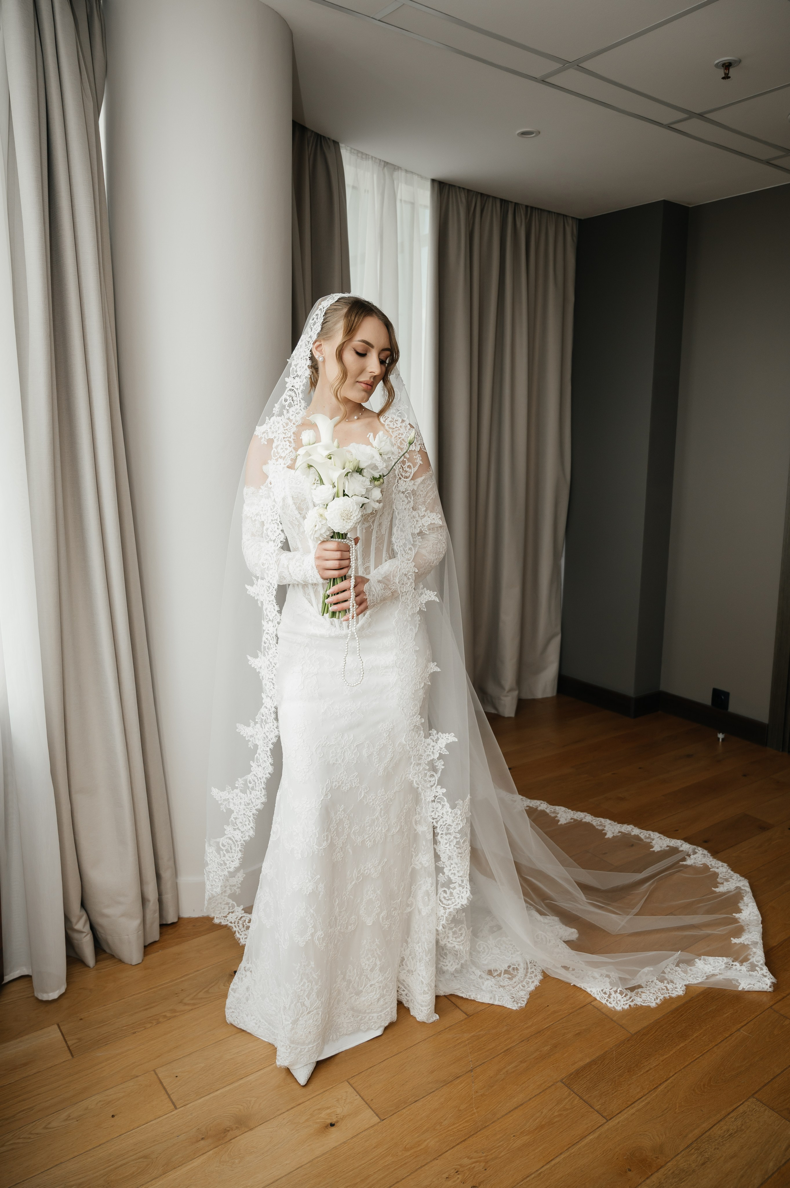 Свадьба (утро в отеле). Свадебный и семейный фотограф в Краснодаре Алина Мельник