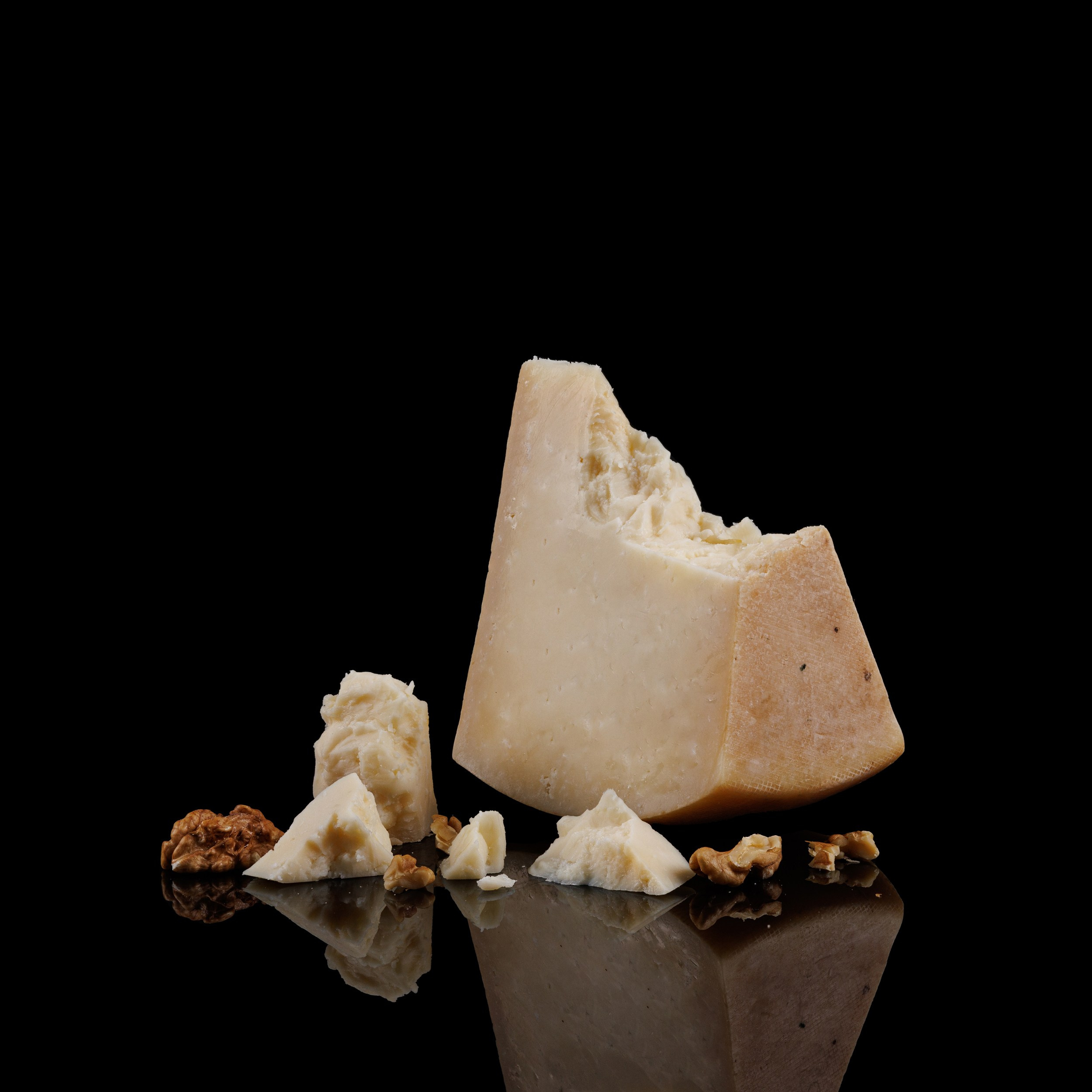 Каталог Сыры. Фуд и предметный фотограф Гришина Ольга