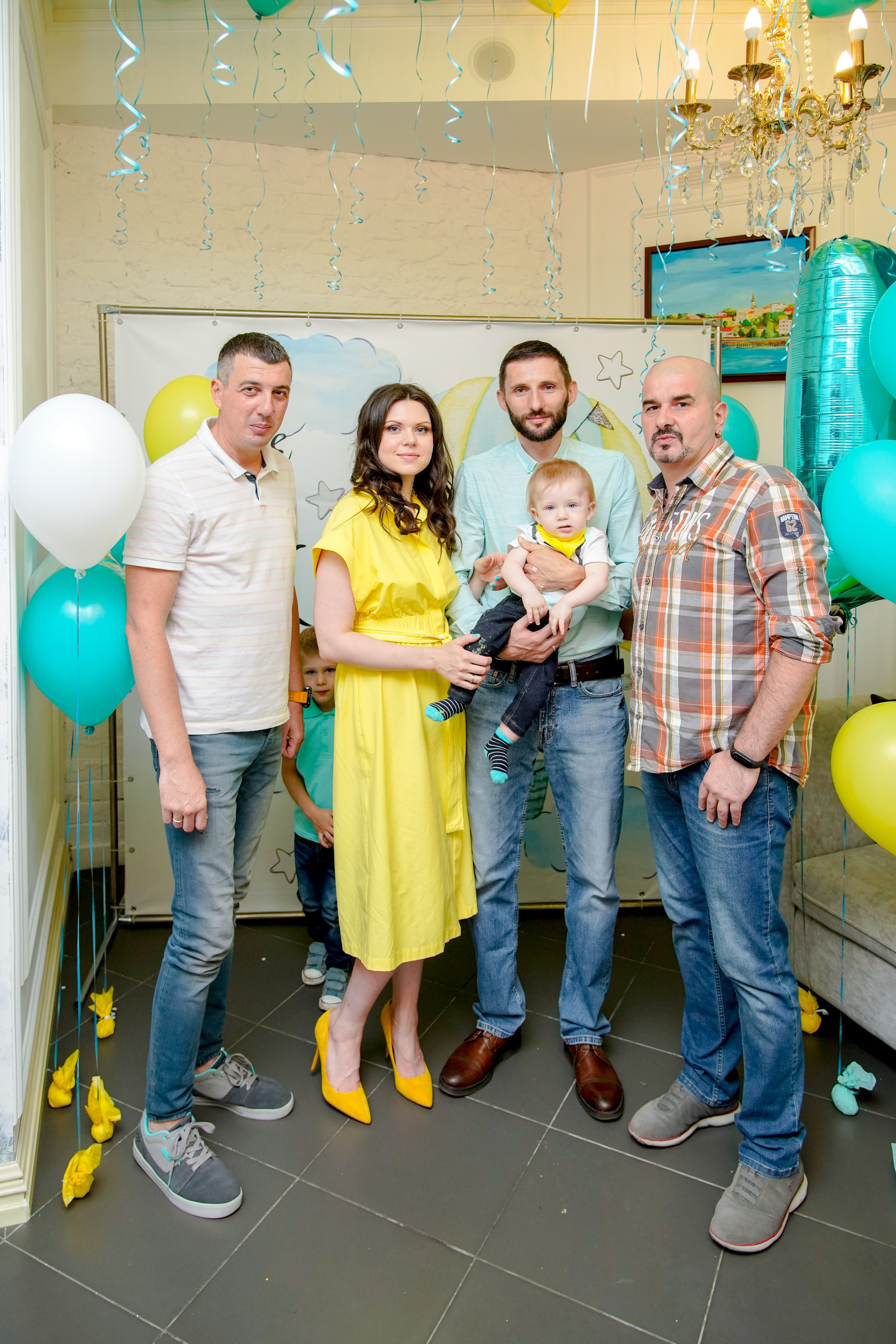 1 год)). Max Matvich and Victoria Basova are professionals in their field