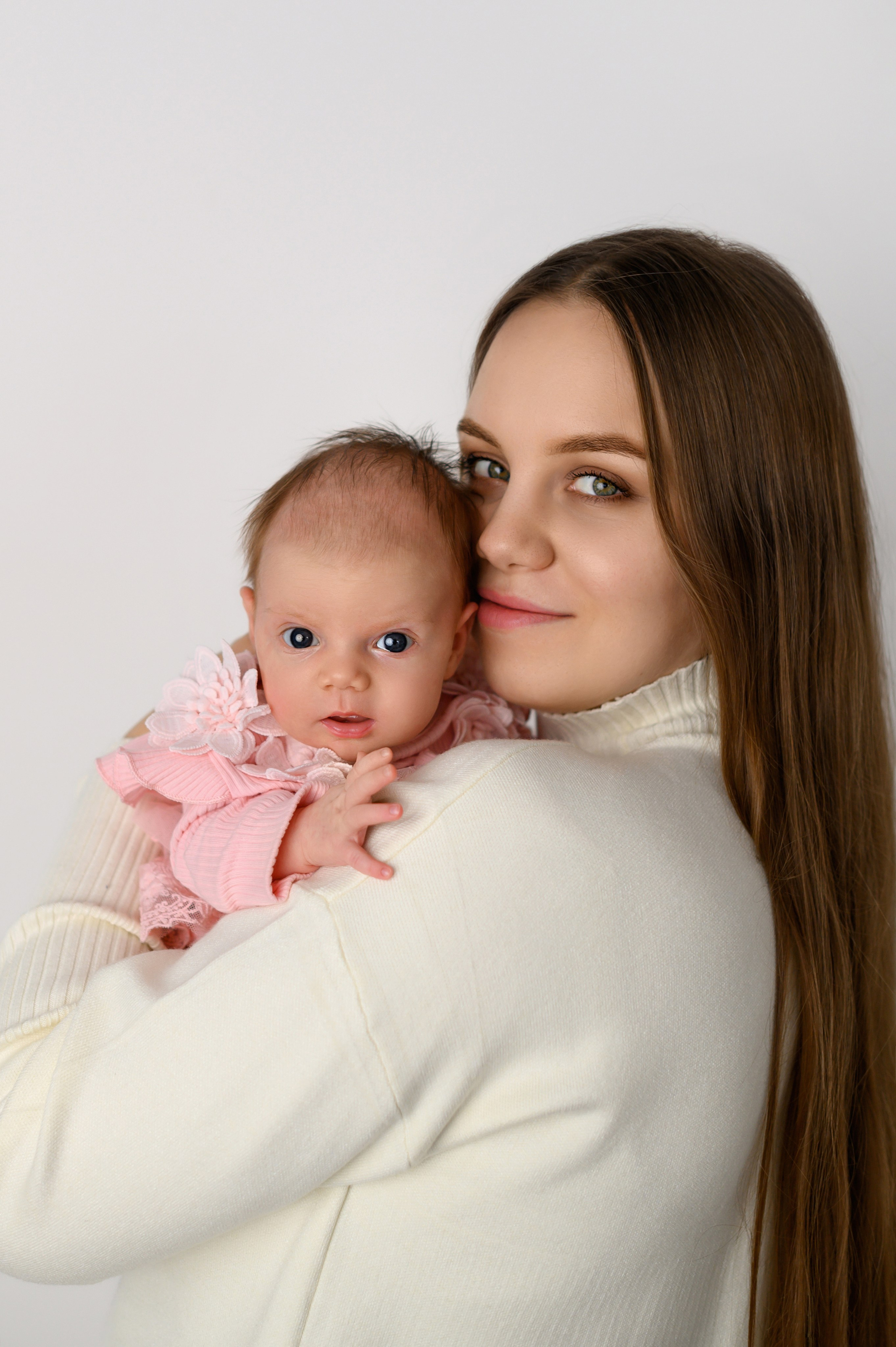 Новорожденные в естественном стиле. Любовь Федоряева — фотограф в Симферополе и в Крыму