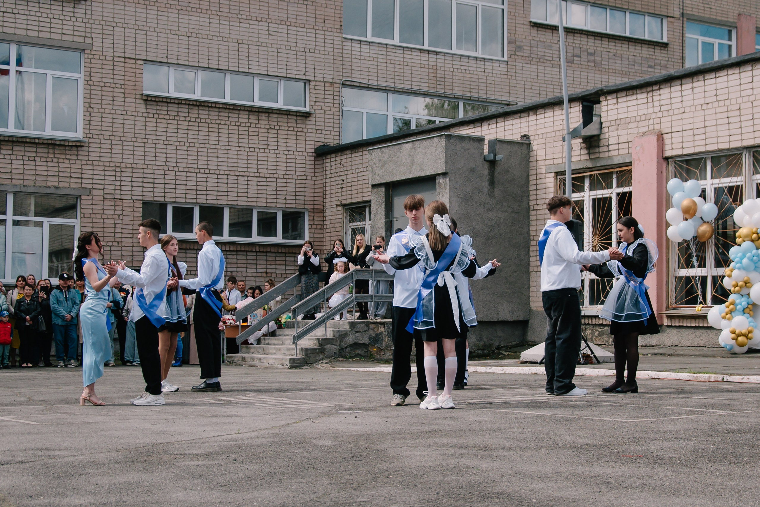 Выпускной 9 класс. Фотограф в Челябинске Любовь Денисенко