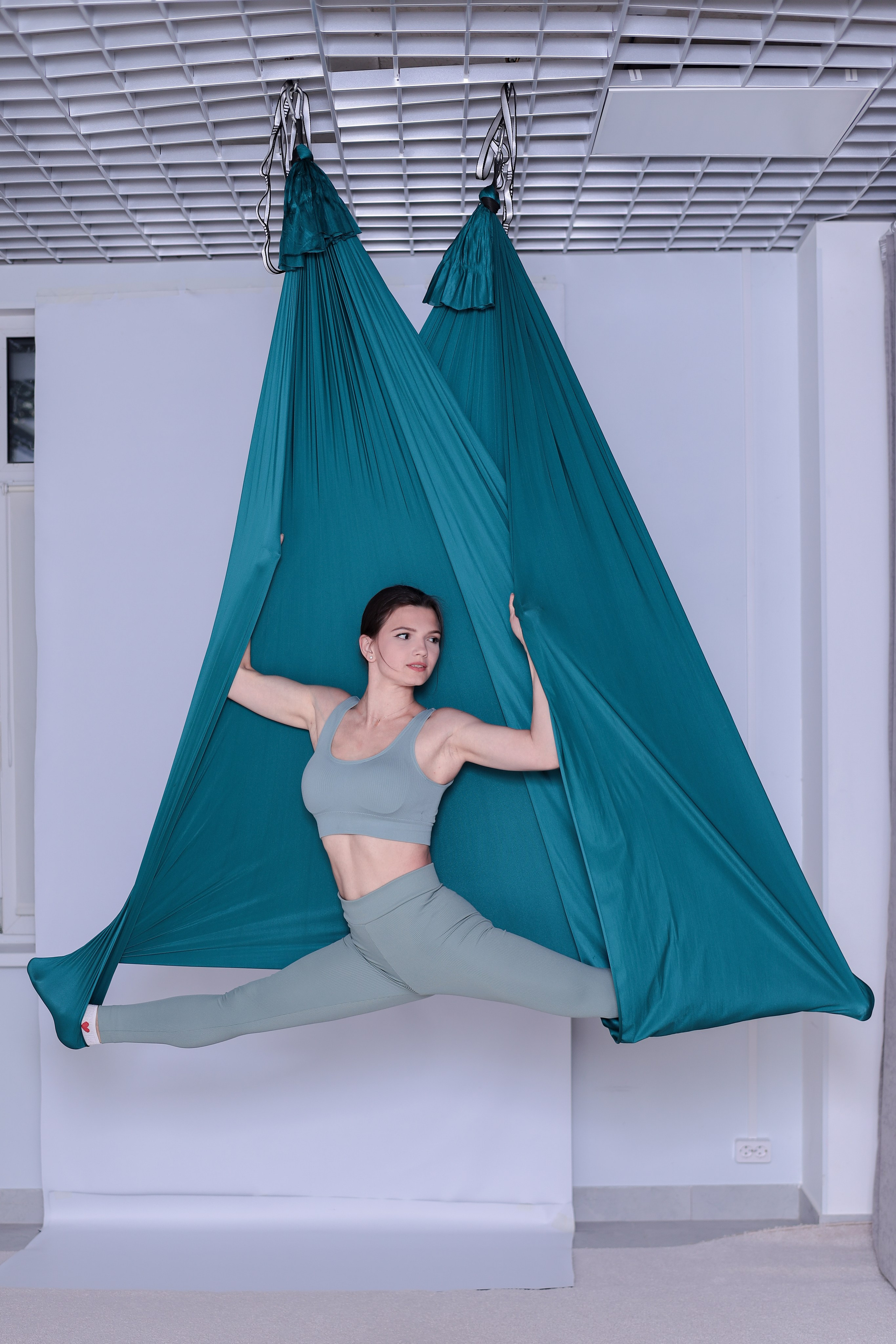 Арт-терапия + аэройога. Фотограф Надршина Лилия