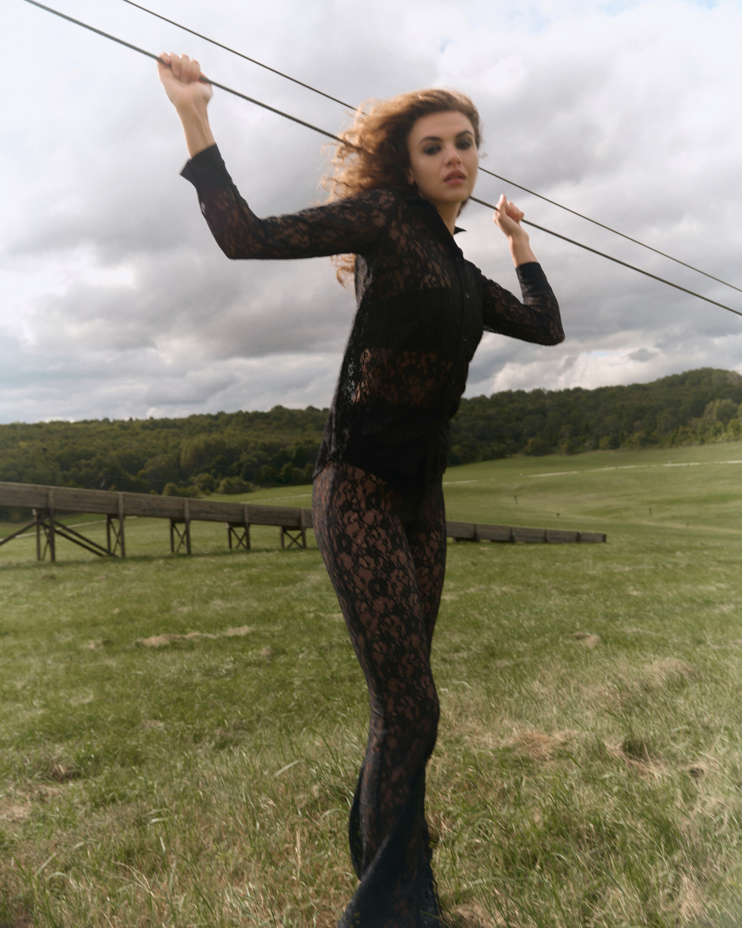 Julia. Z H U R A V L E V