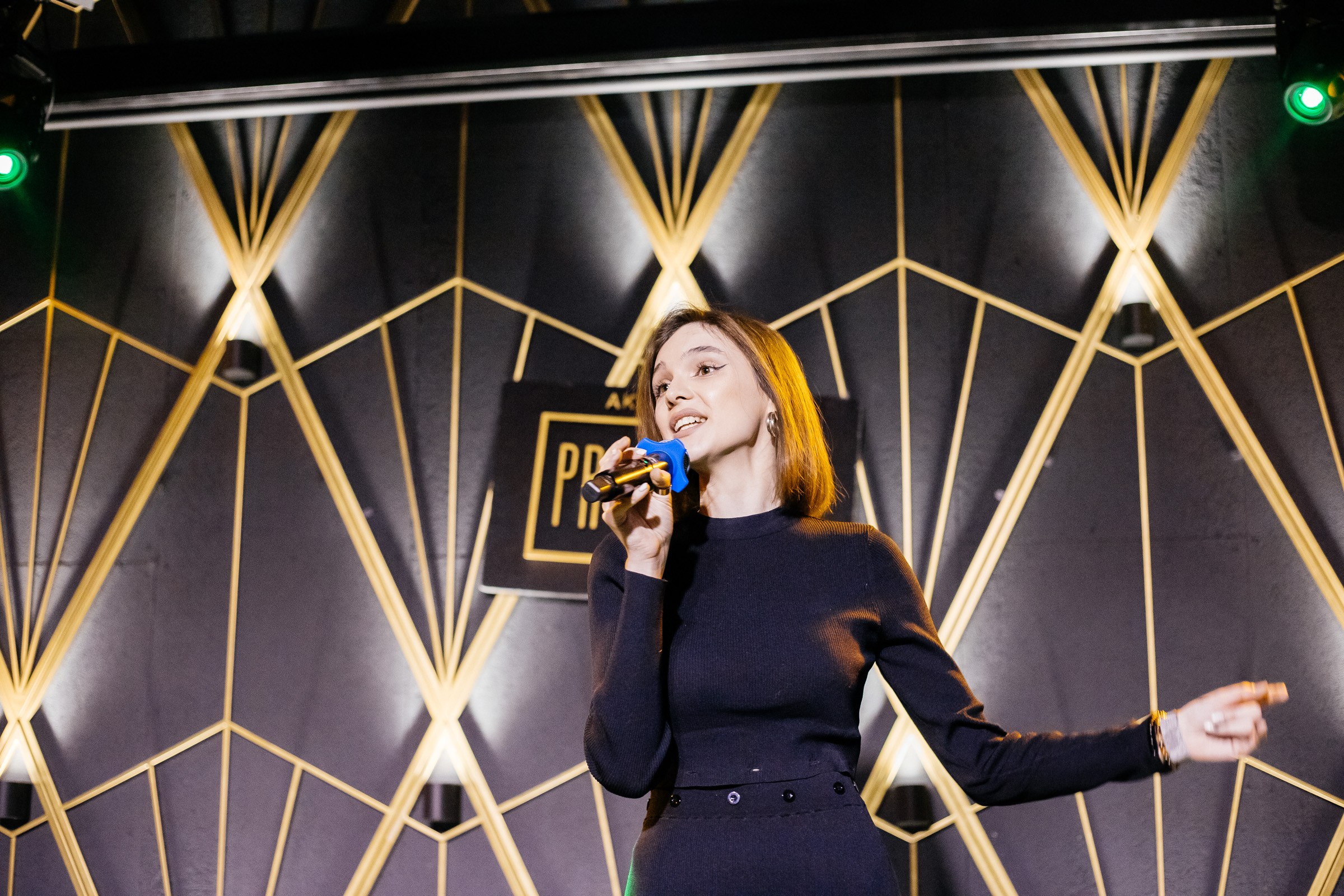 КАРАОКЕ БАР P'YANO. Репортажный и портретный фотограф в Екатеринбурге Гизатуллин Марат