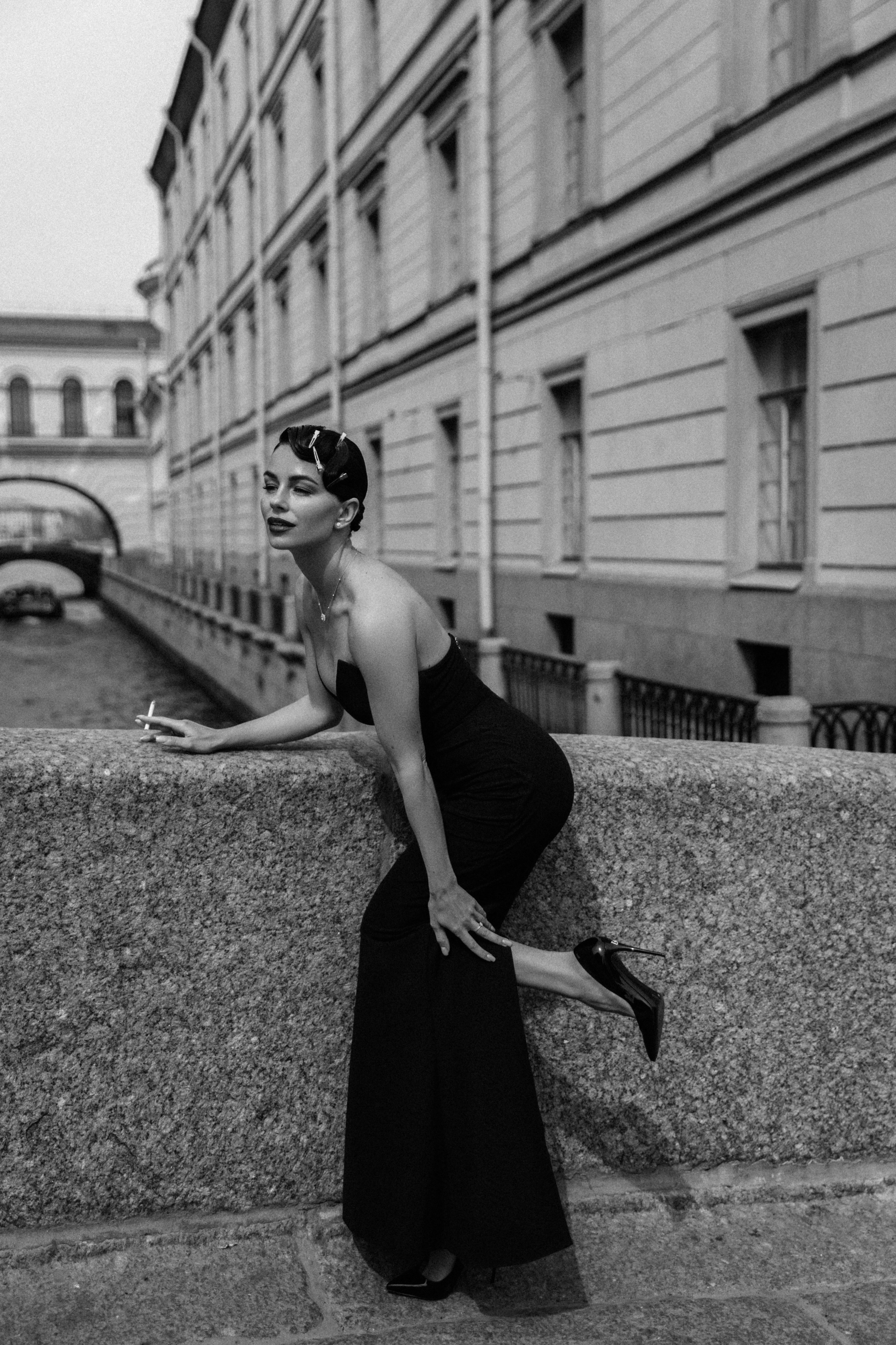 Alexandra | Winter Canal. NatalieDmi — фотосессия беременности, семейный фотограф, портрет