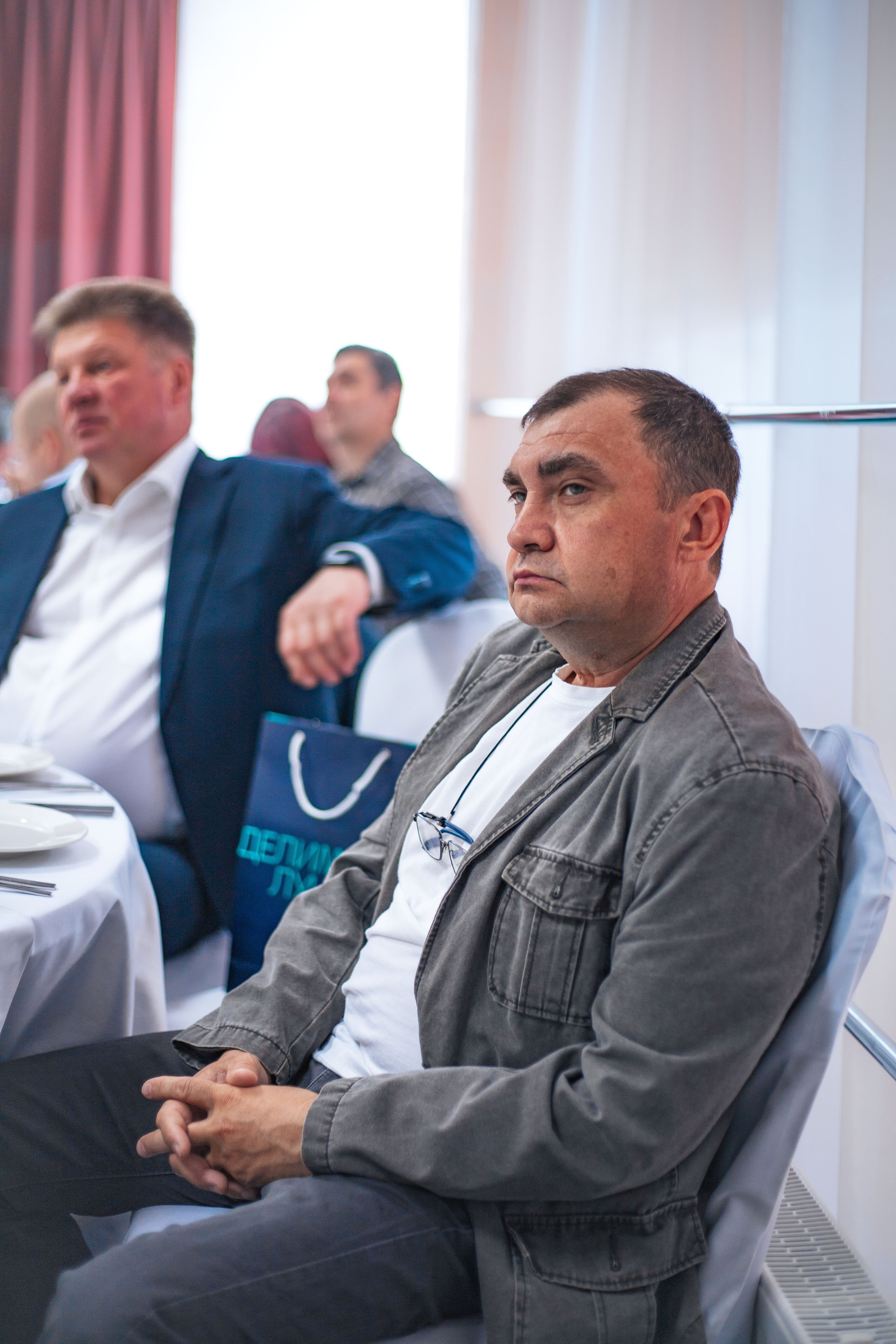 Коммерческая фотосессия для Ак Барк Банк в городе Ижевск. Бизнес фотограф Ижевск — Назаров Роман