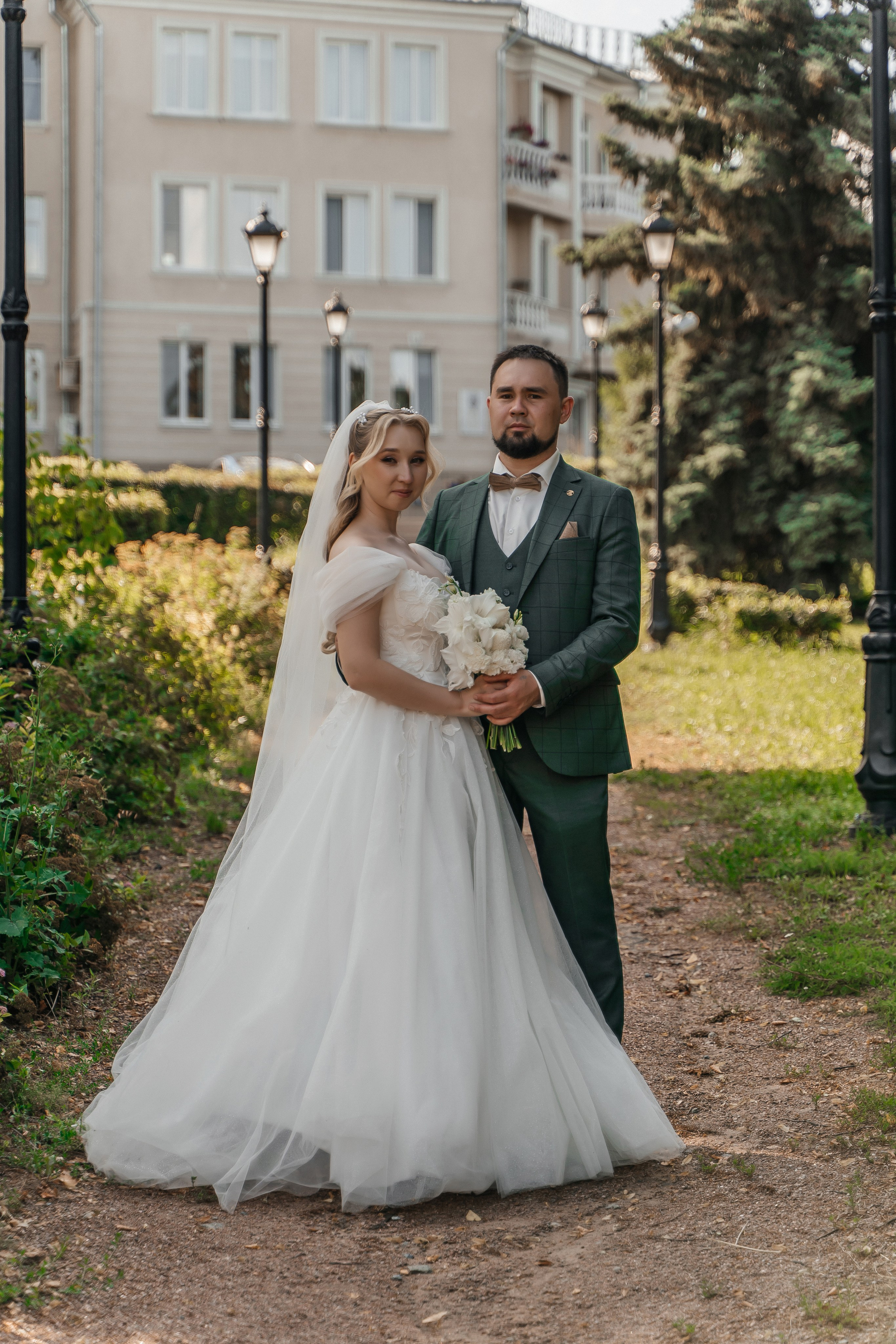 Свадебная прогулка. Свадебный фотограф видеограф Чебоксары