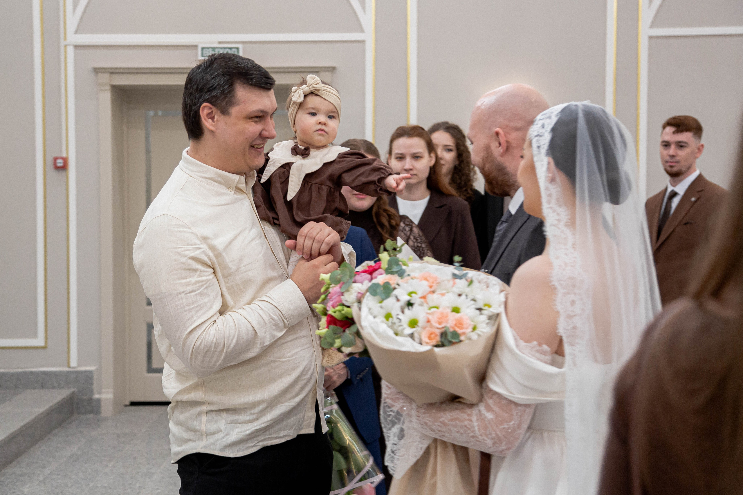 Свадебная фотосъёмка в ЗАГСЕ. Свадебный фотограф видеограф Чебоксары