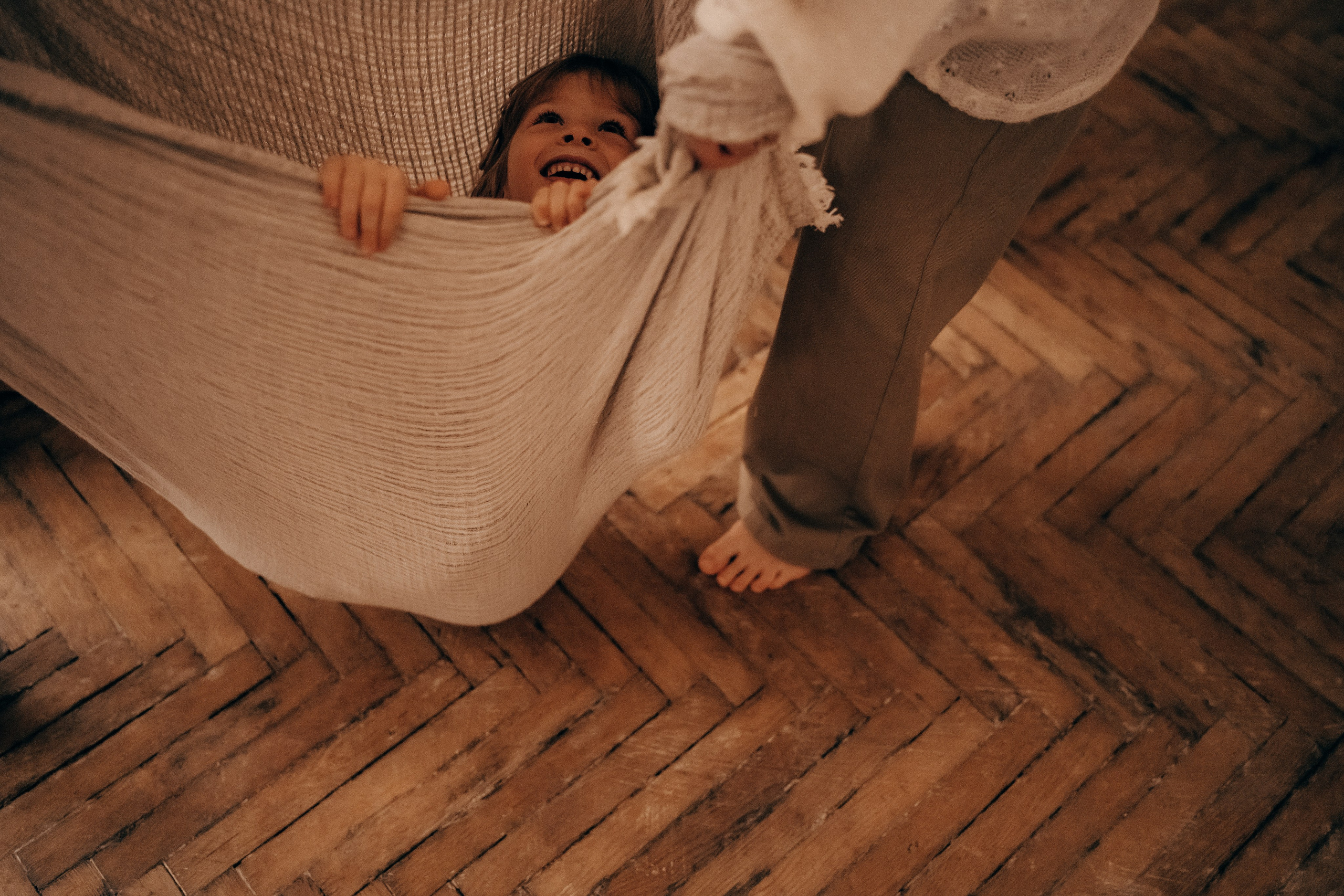 Объятья и немного баловства. Главная