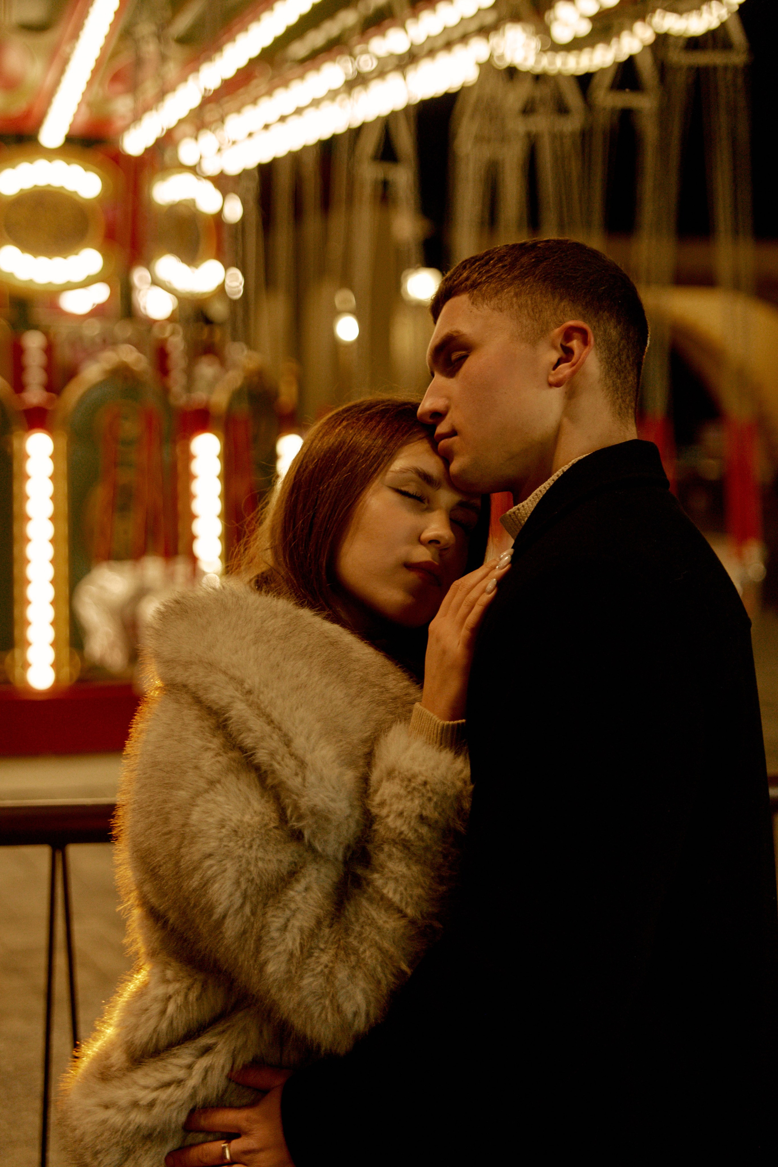 Зимняя фотосессия love story