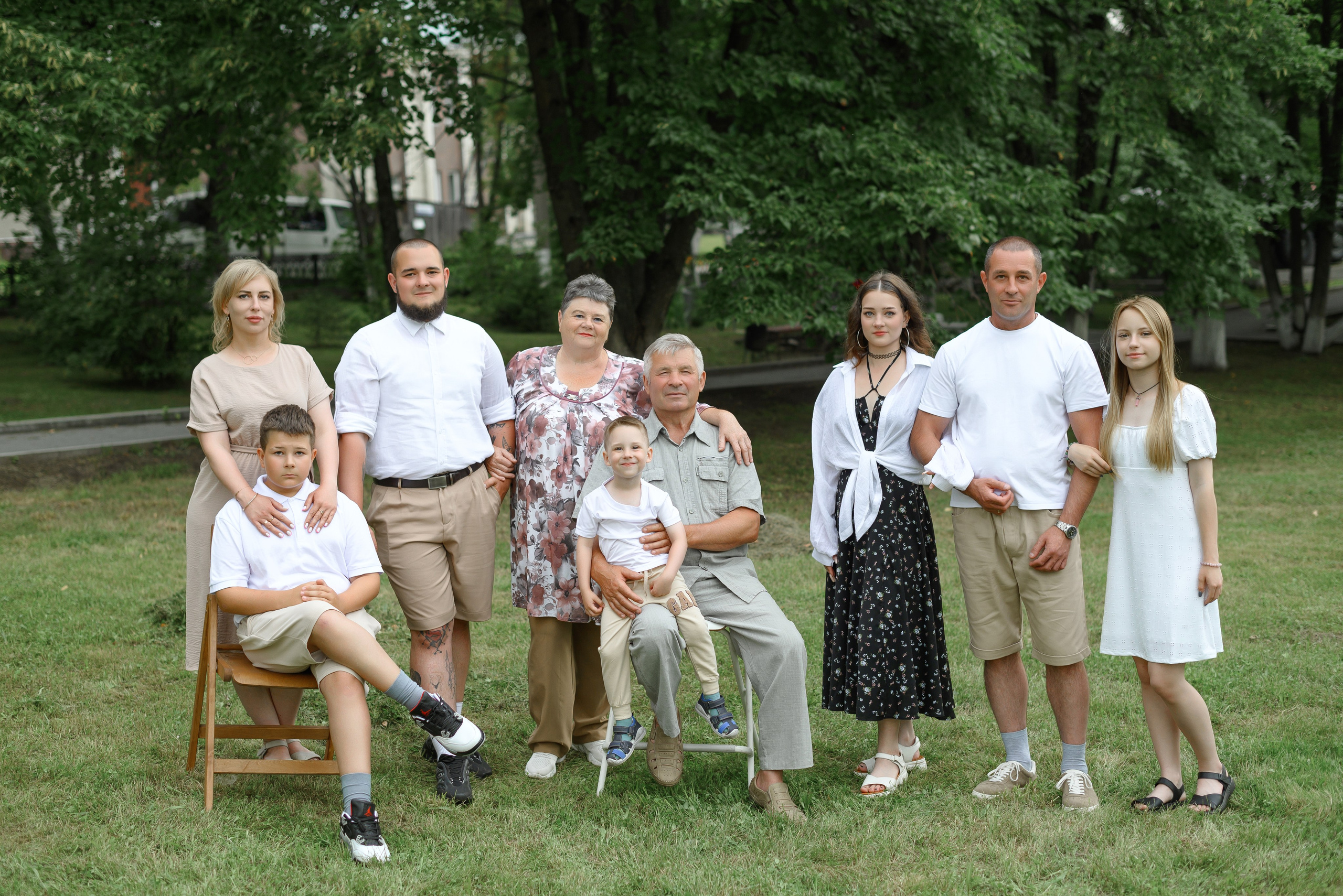 Семейная фотосессия на природе. Свадебный, семейный и школьный фотограф в Бийске Ксения Мамаева