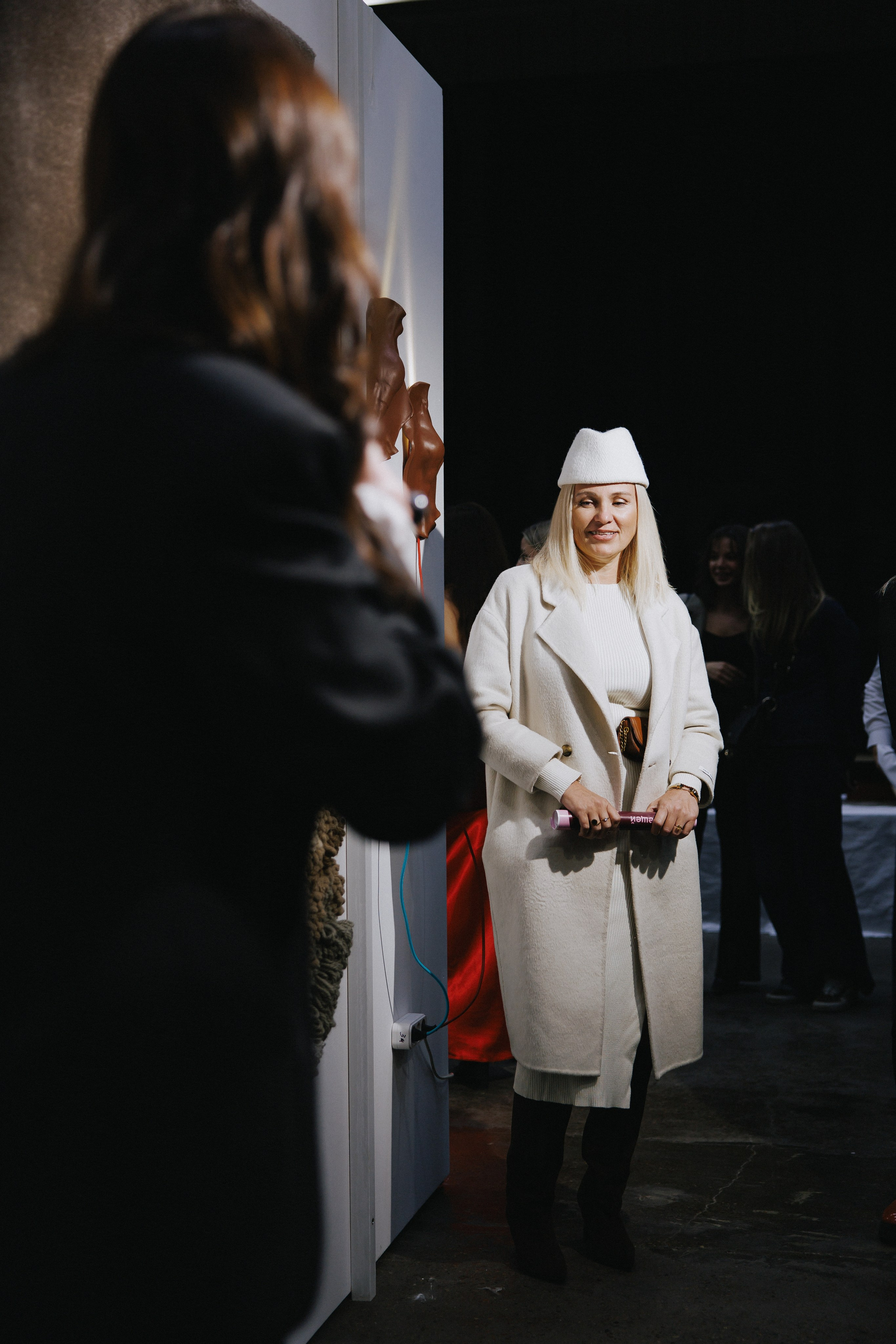 Выставка СТО ВЕЩЕЙ В ИНТЕРЬЕРЕ. Фотограф Иркутск Антипин Сергей