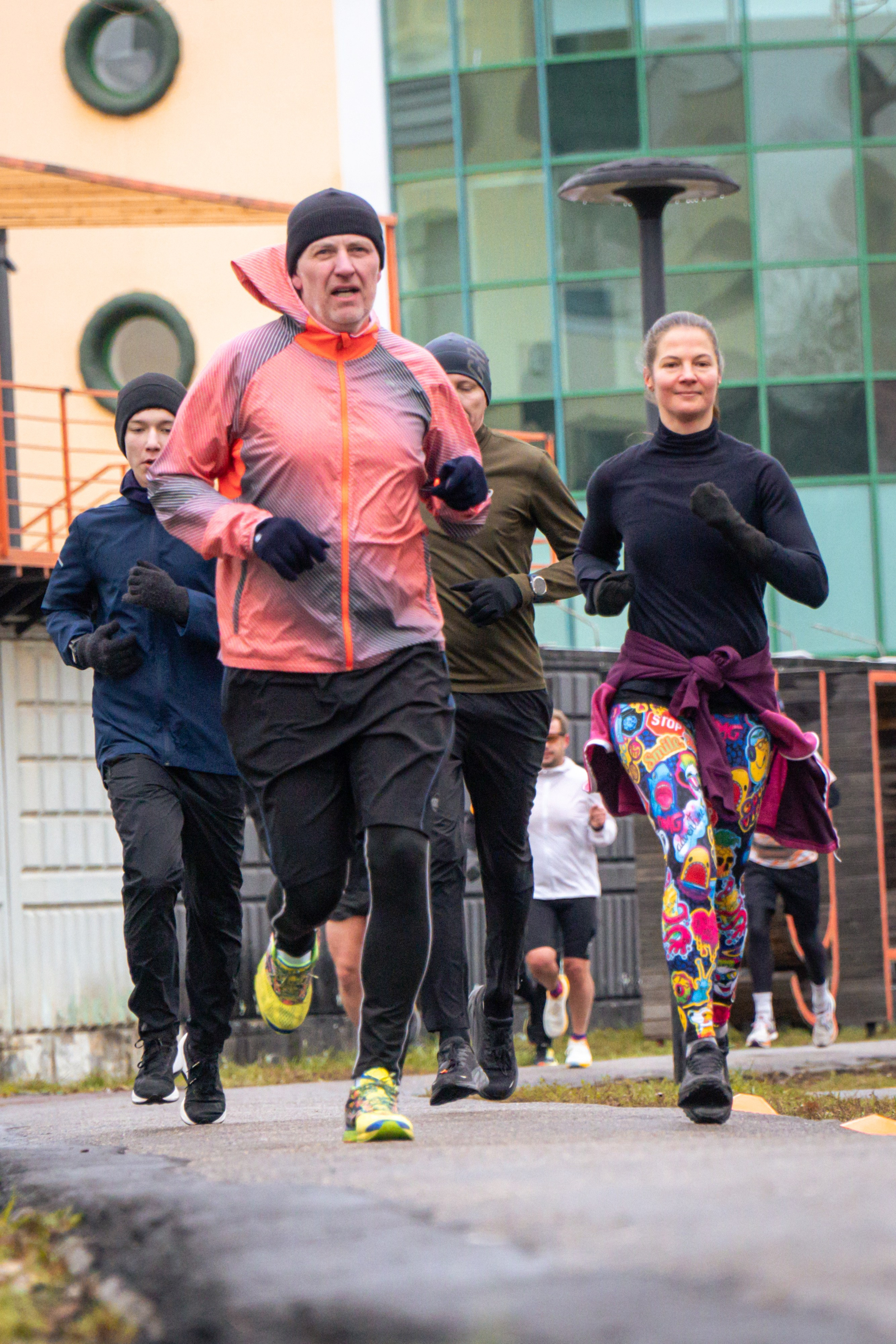 5 вёрст Реутов 16.11.2024. Роман Капилюшов. Бег. Фото. Видео. г. Люберцы