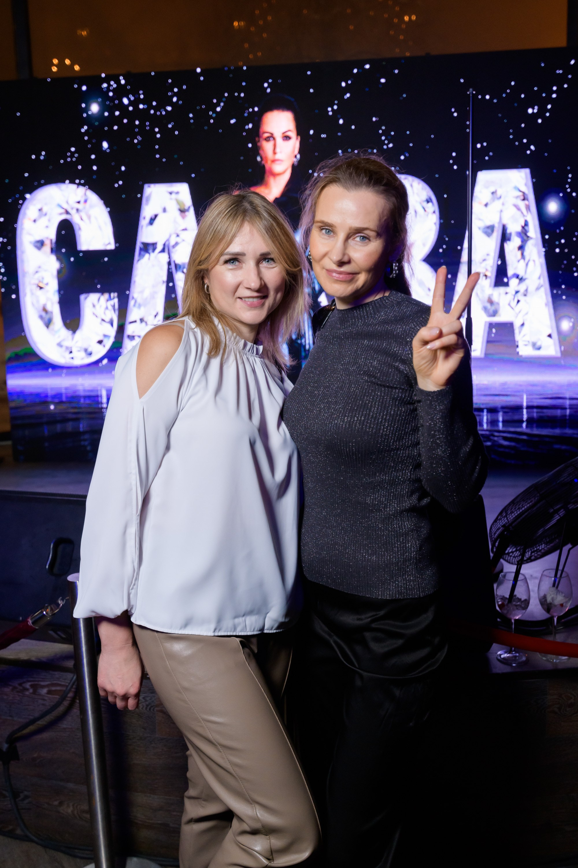 Люстра бар. Репортажный фотограф Сергей Дроздов