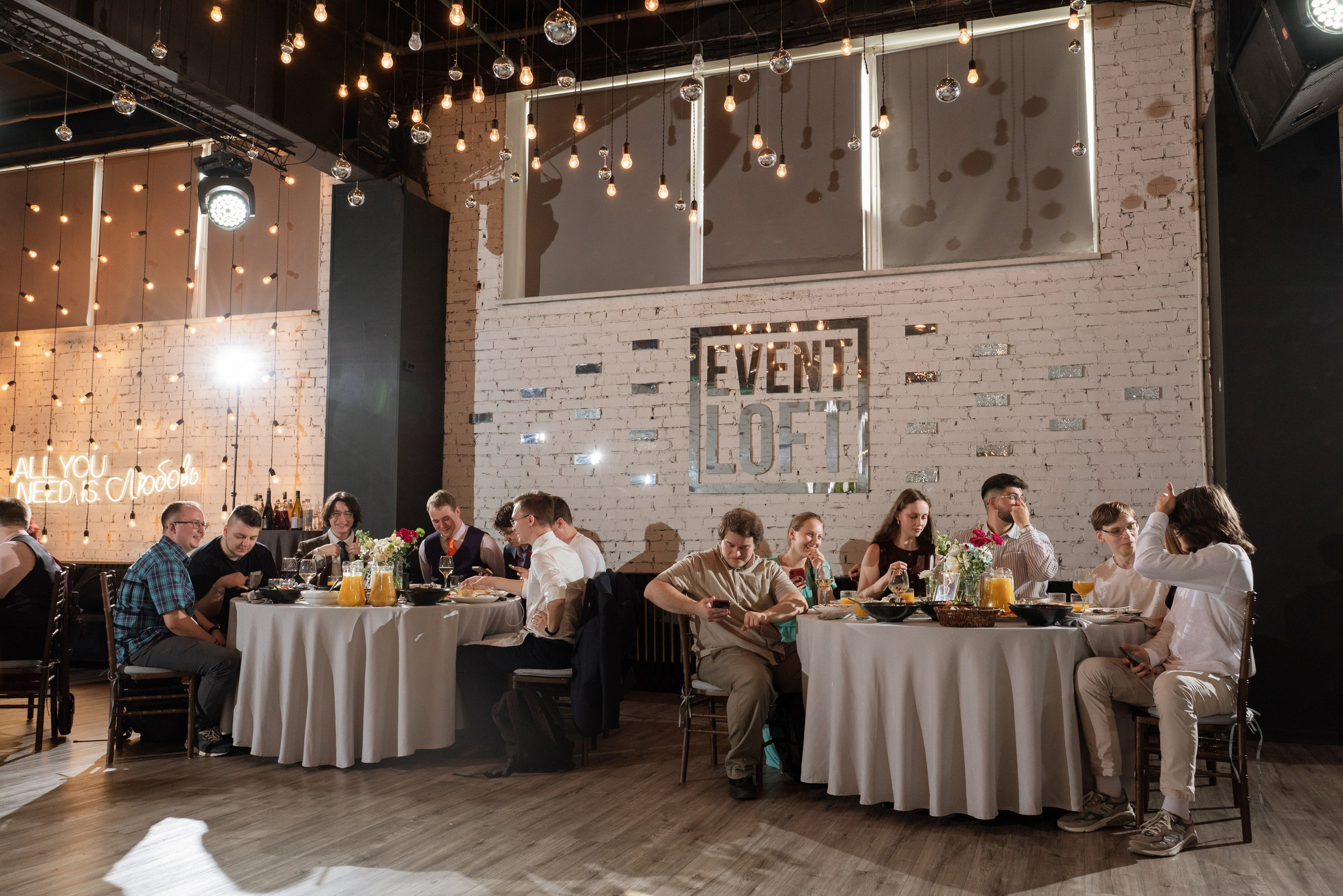 Пётр и Ирина | 01.08.25. Свадебный фотограф в Санкт-Петербурге Владислава Тюльпина