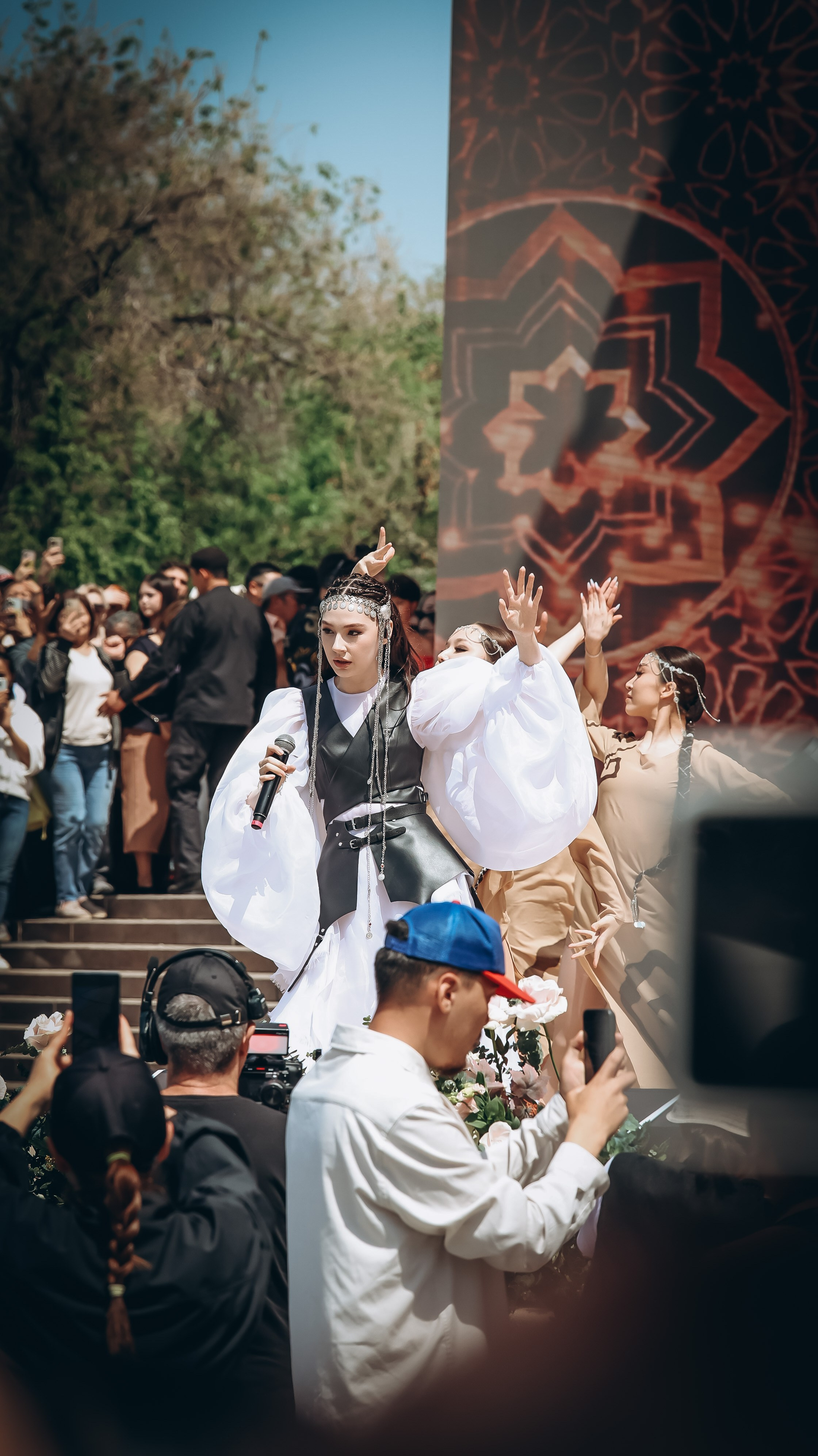 Ay Yola. Фотограф в Алматы