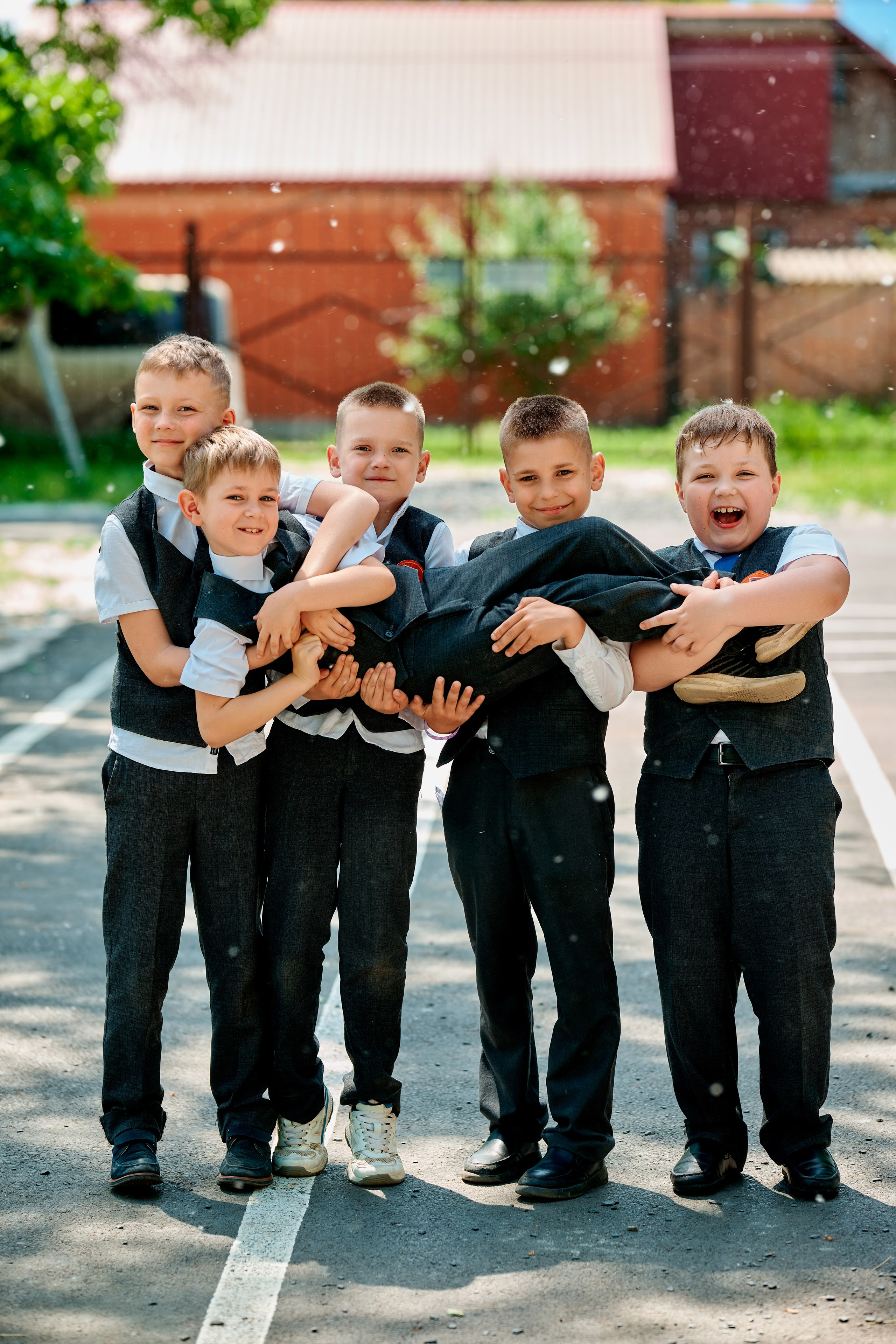 Съемка для альбома с 1-4 класс. 1 класс 33 лицей. Фотограф Таганрог Анна Трайжон