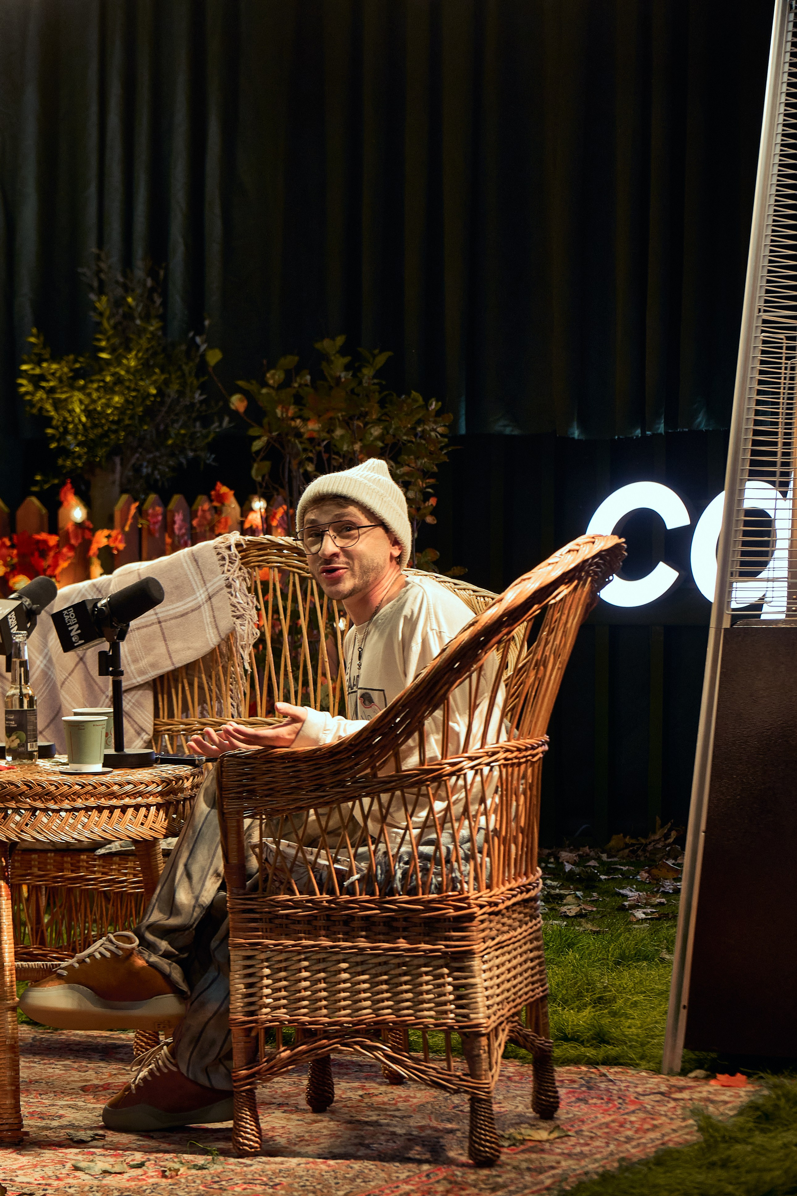 Бэстейдж «Летний подкаст № 1». Главная