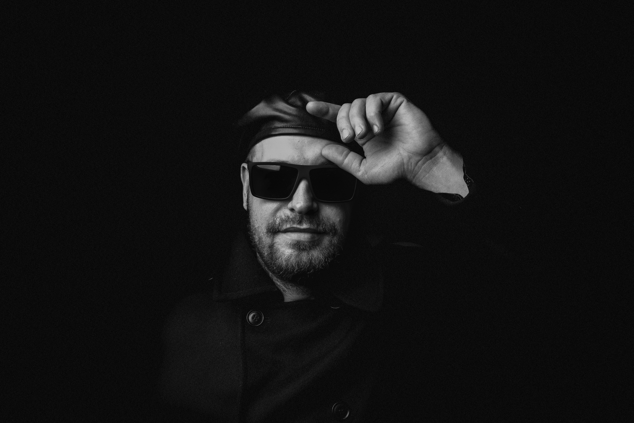 Портретный фотограф в Ангарске Артём Иванов