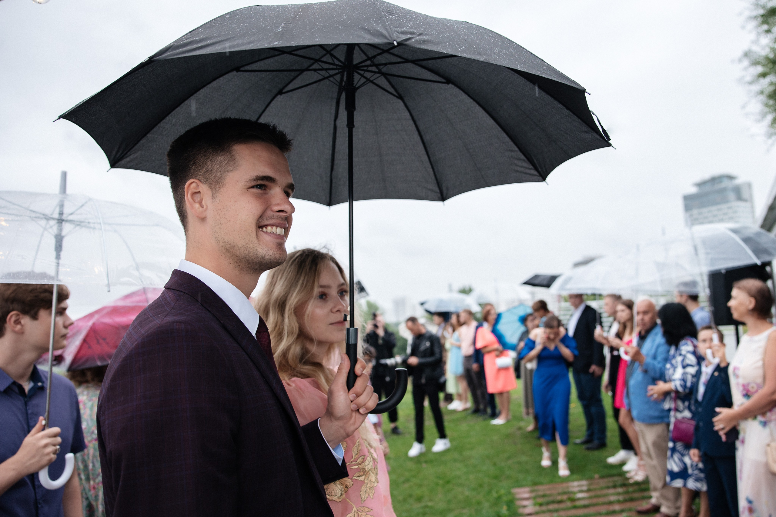 Танцы под дождем. Фотограф Аделина Raw