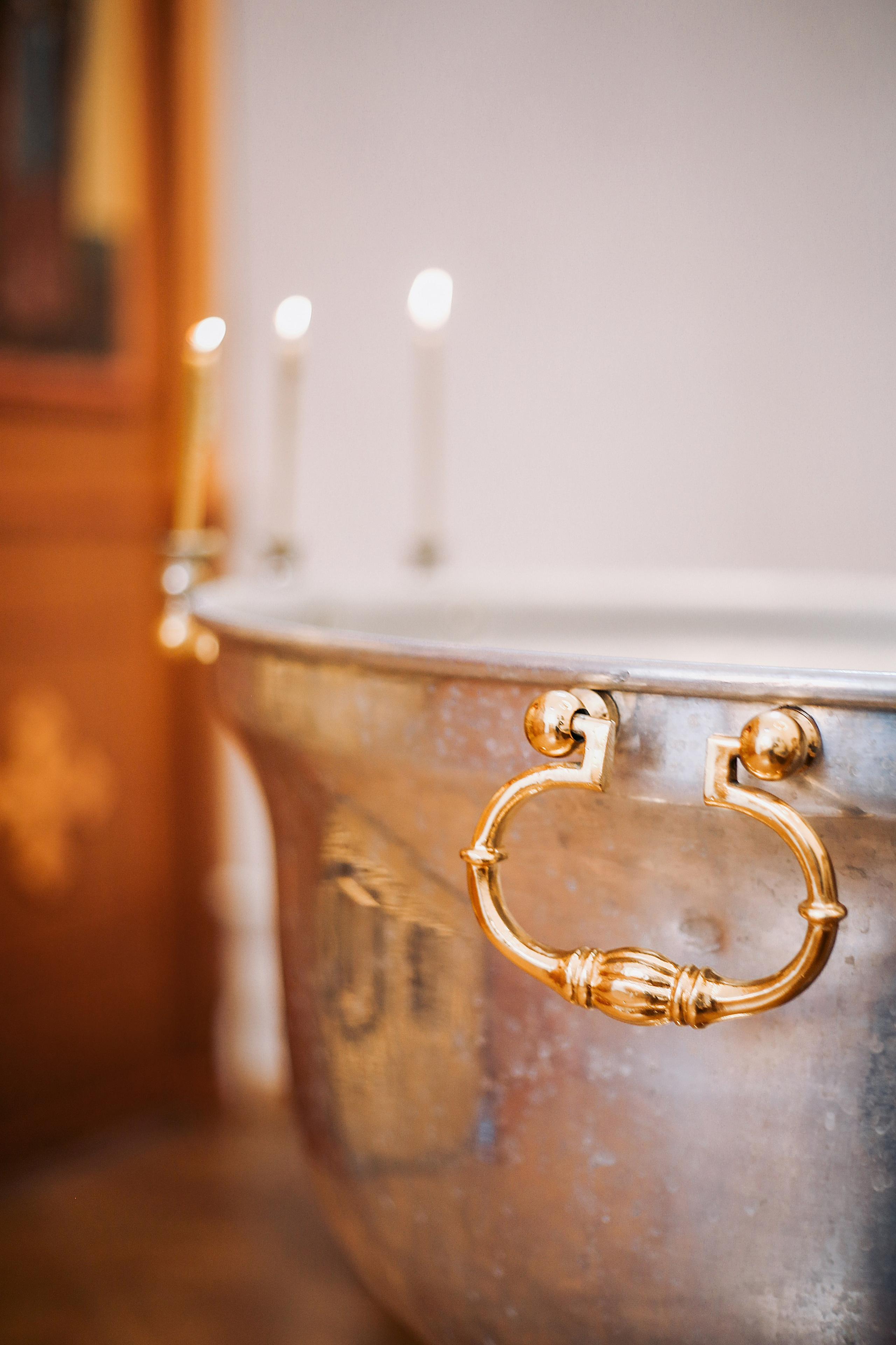 Крещение в Храме Святой Троицы Сходня. Фотограф Анастасия Залевская