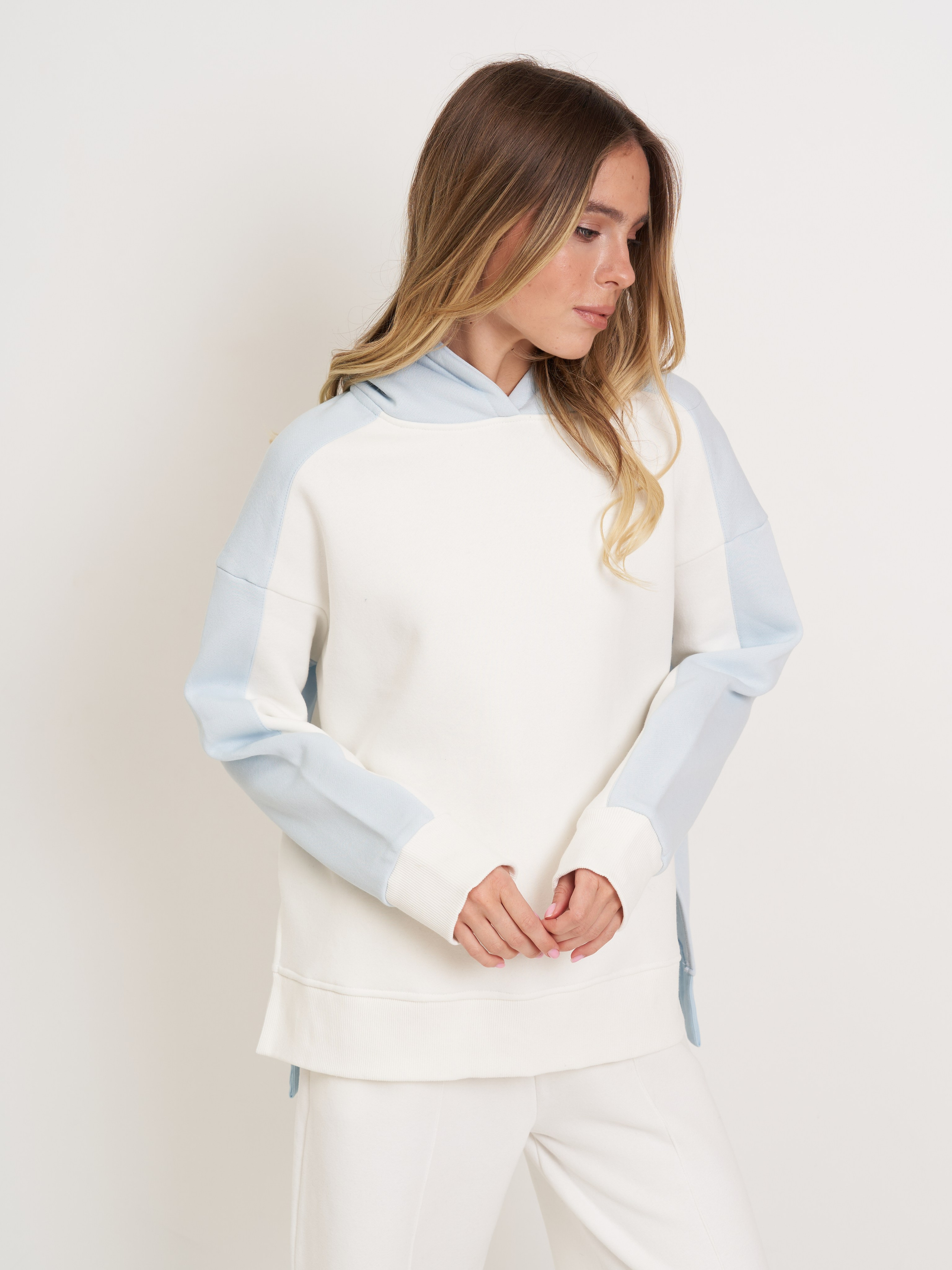 Каталог для WB. Коммерческий фотограф в Москве Хабибуллина Эльза